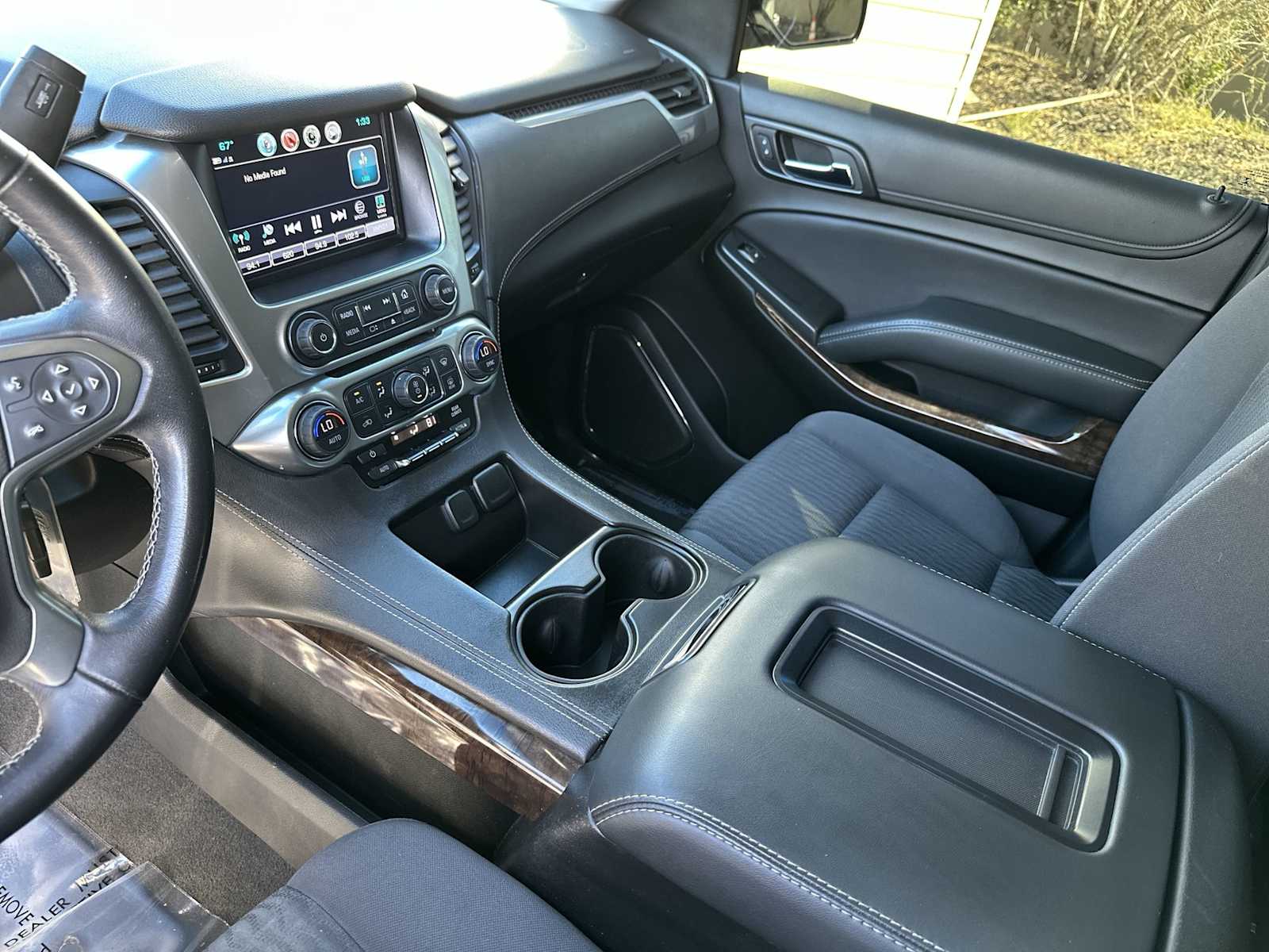 Thumbnail: 2020 Chevrolet Tahoe - 21