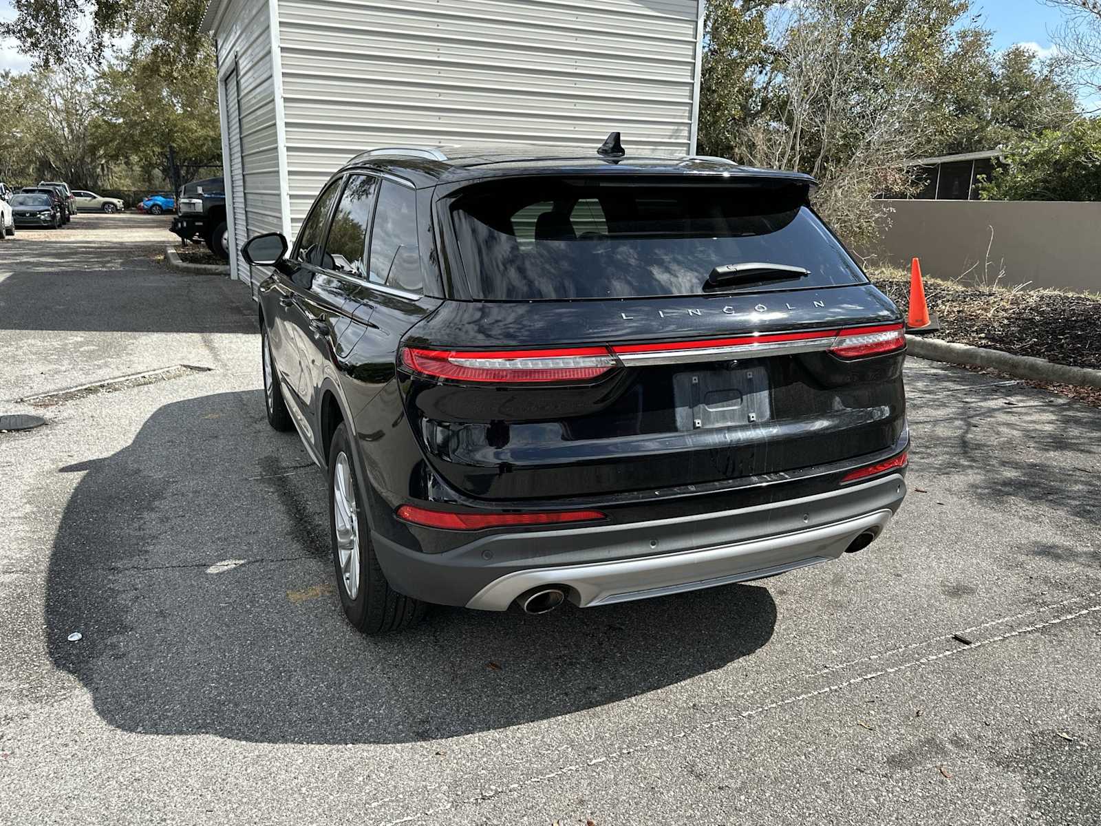 Thumbnail: 2022 Lincoln Corsair - 4