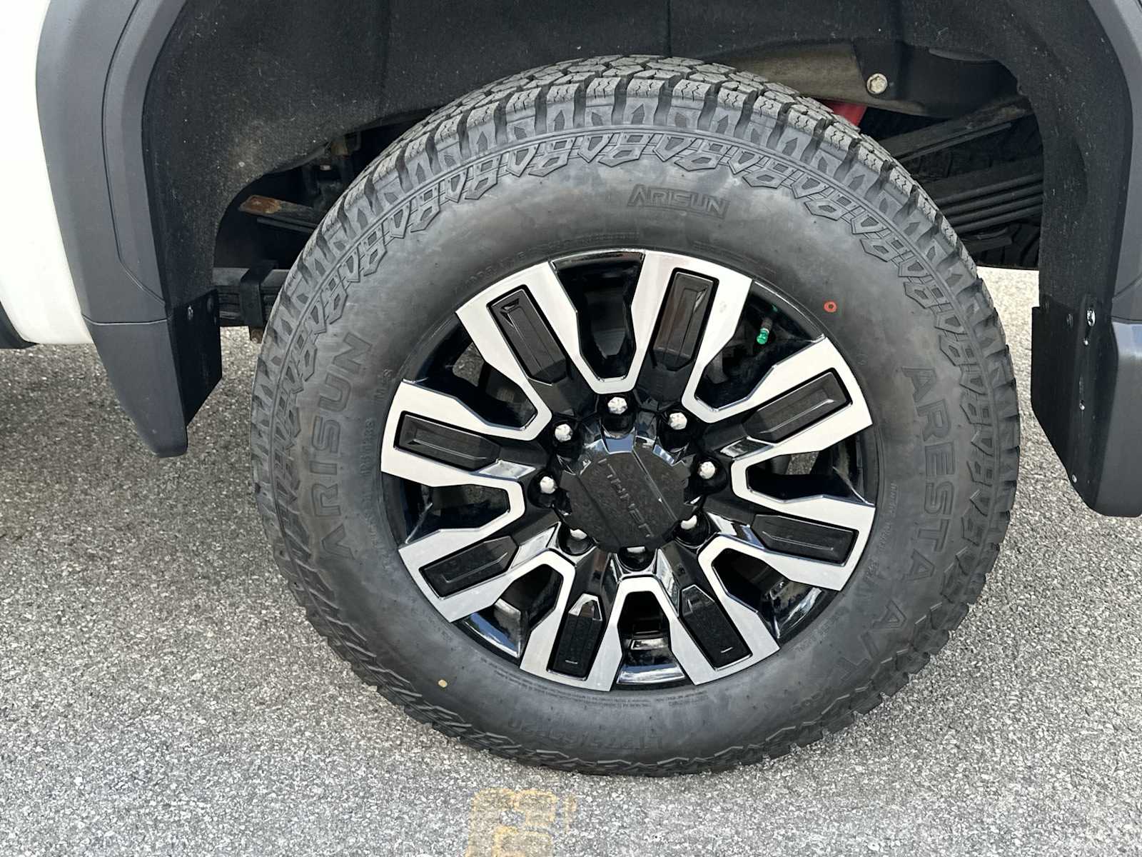 Thumbnail: 2024 GMC Sierra 3500 - 12