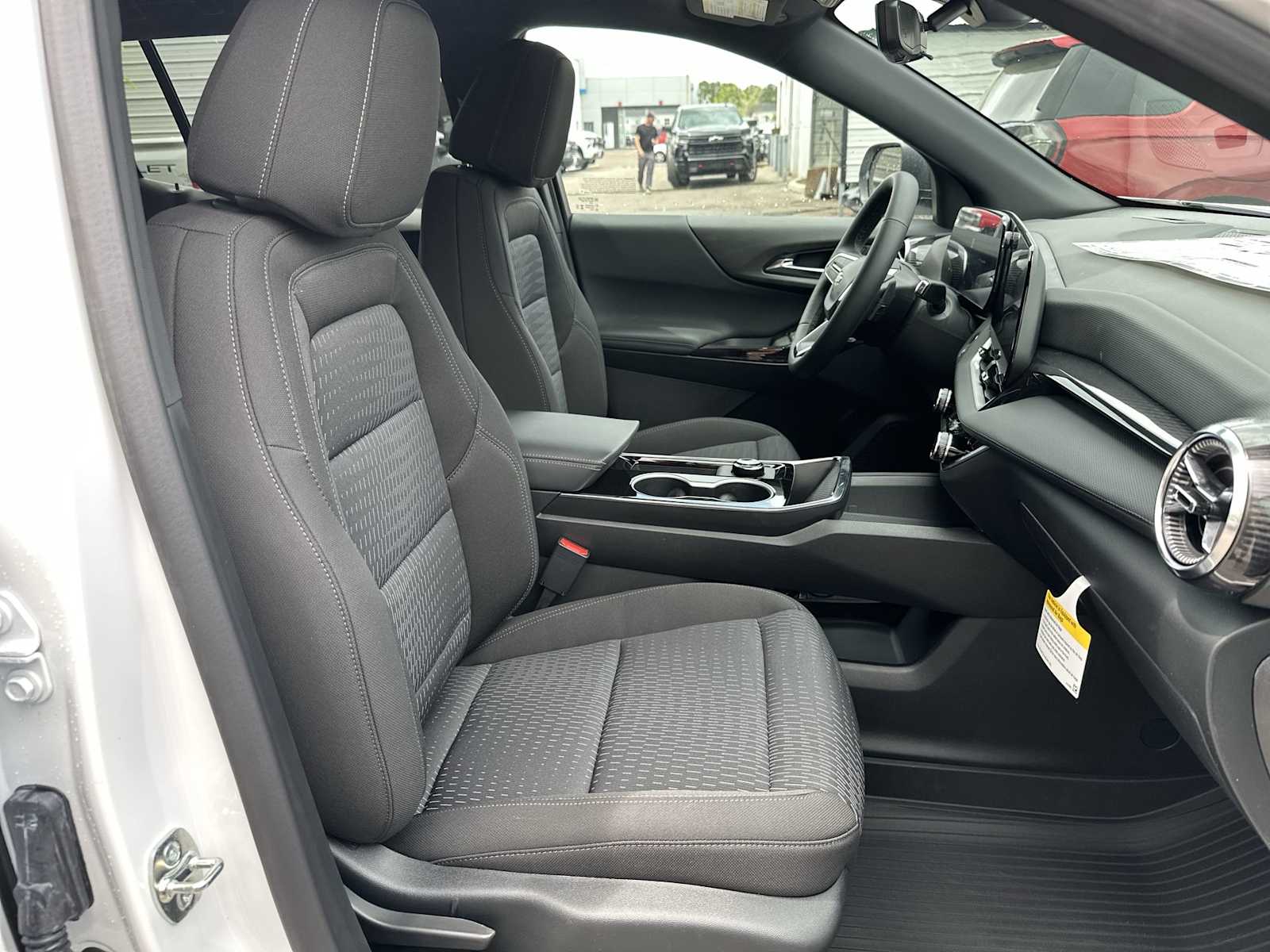Thumbnail: 2026 Chevrolet Equinox - 19