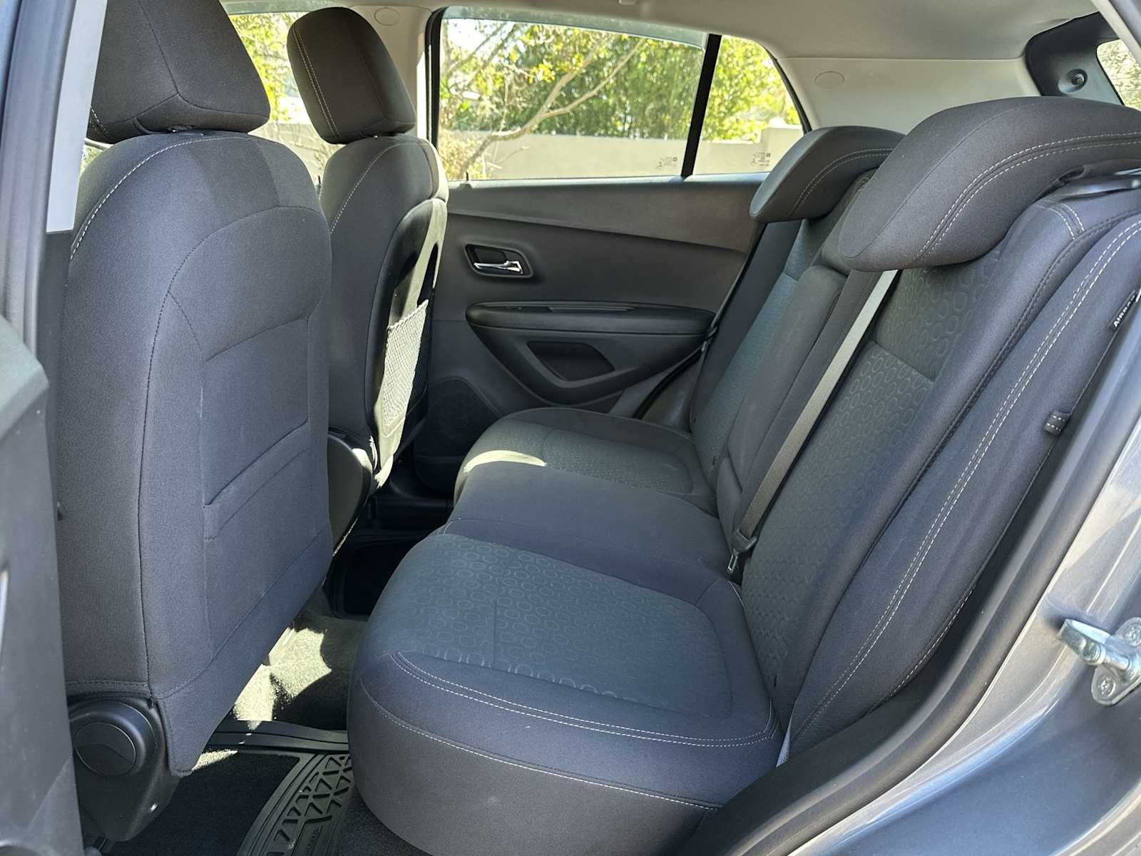 Thumbnail: 2020 Chevrolet Trax - 17