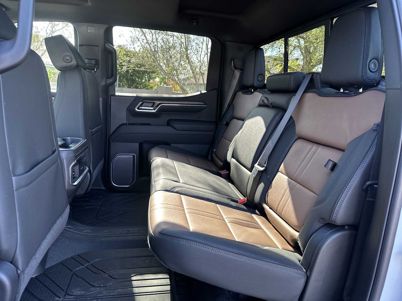 Thumbnail: 2026 Chevrolet Silverado 1500 - 17