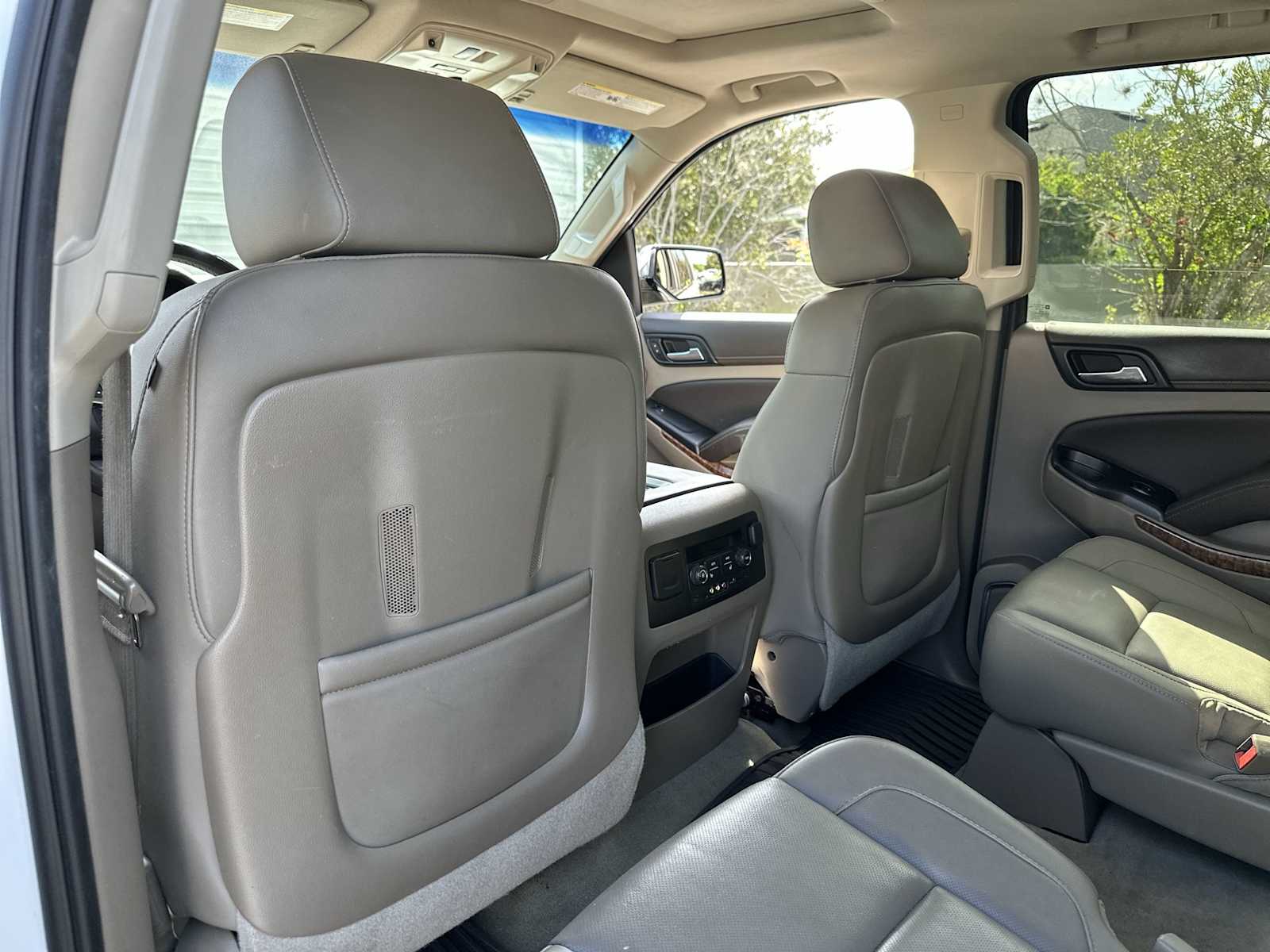 Thumbnail: 2016 Chevrolet Tahoe - 16