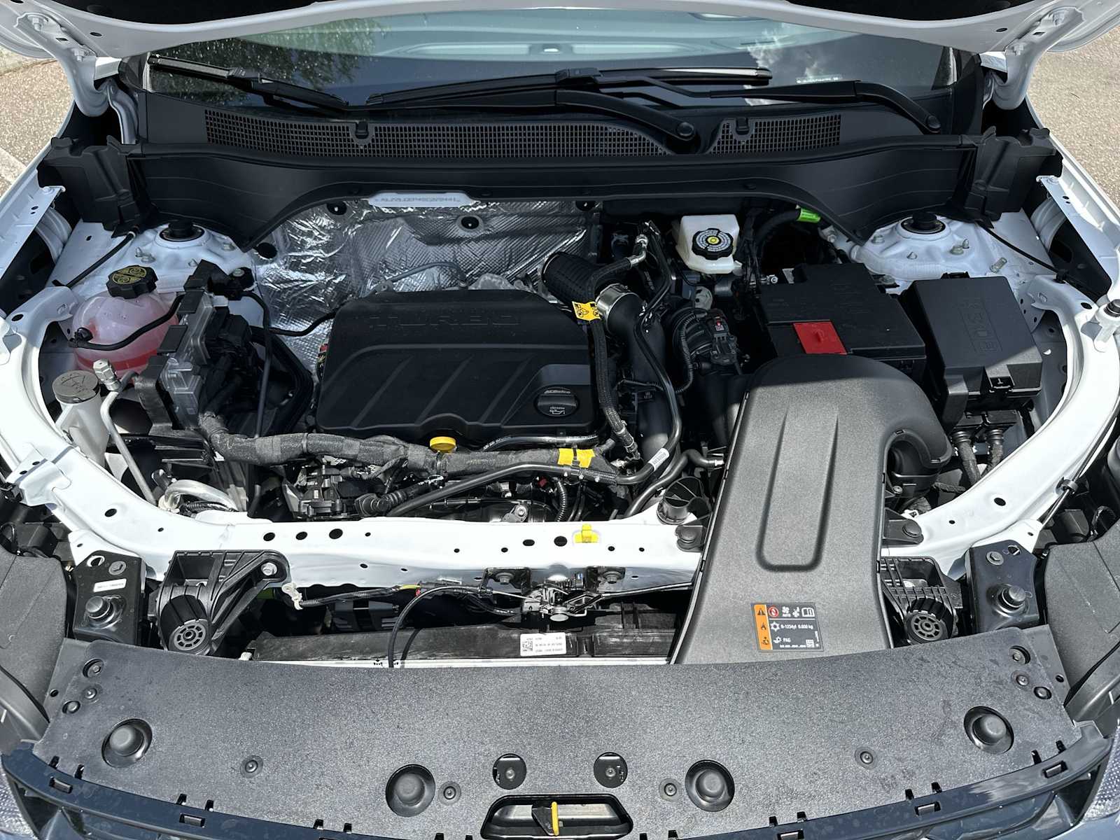 2025 Chevrolet Trax RS 10