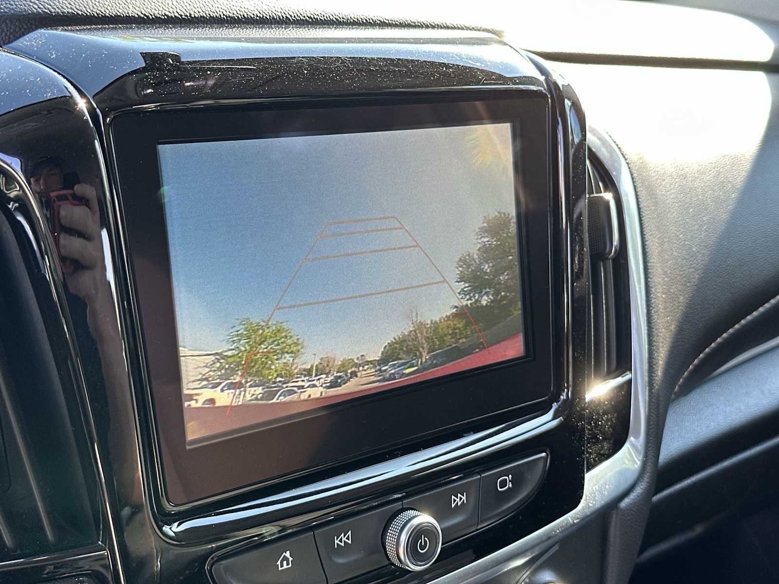 Thumbnail: 2019 Chevrolet Traverse - 22