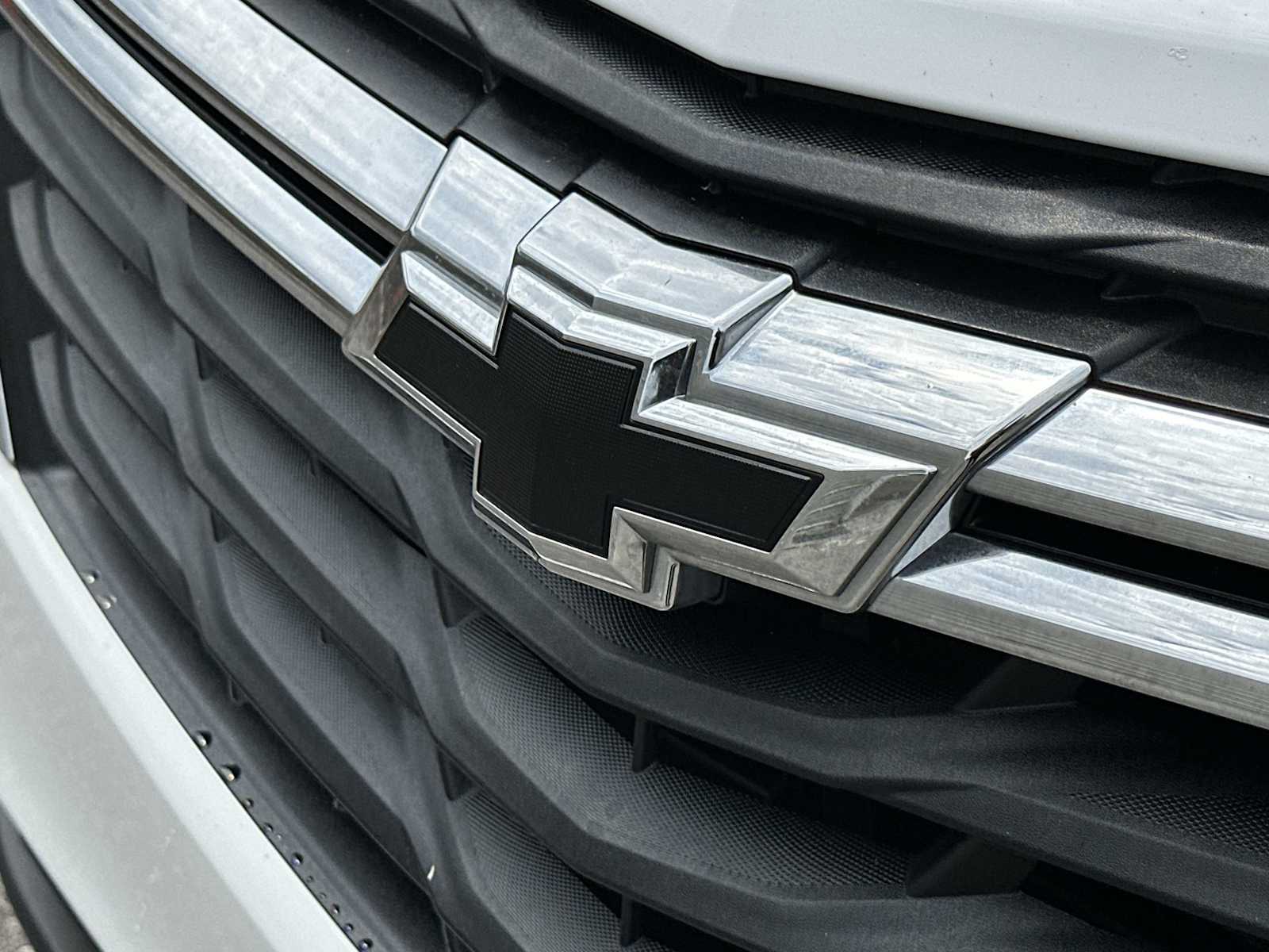 Thumbnail: 2023 Chevrolet Equinox - 10