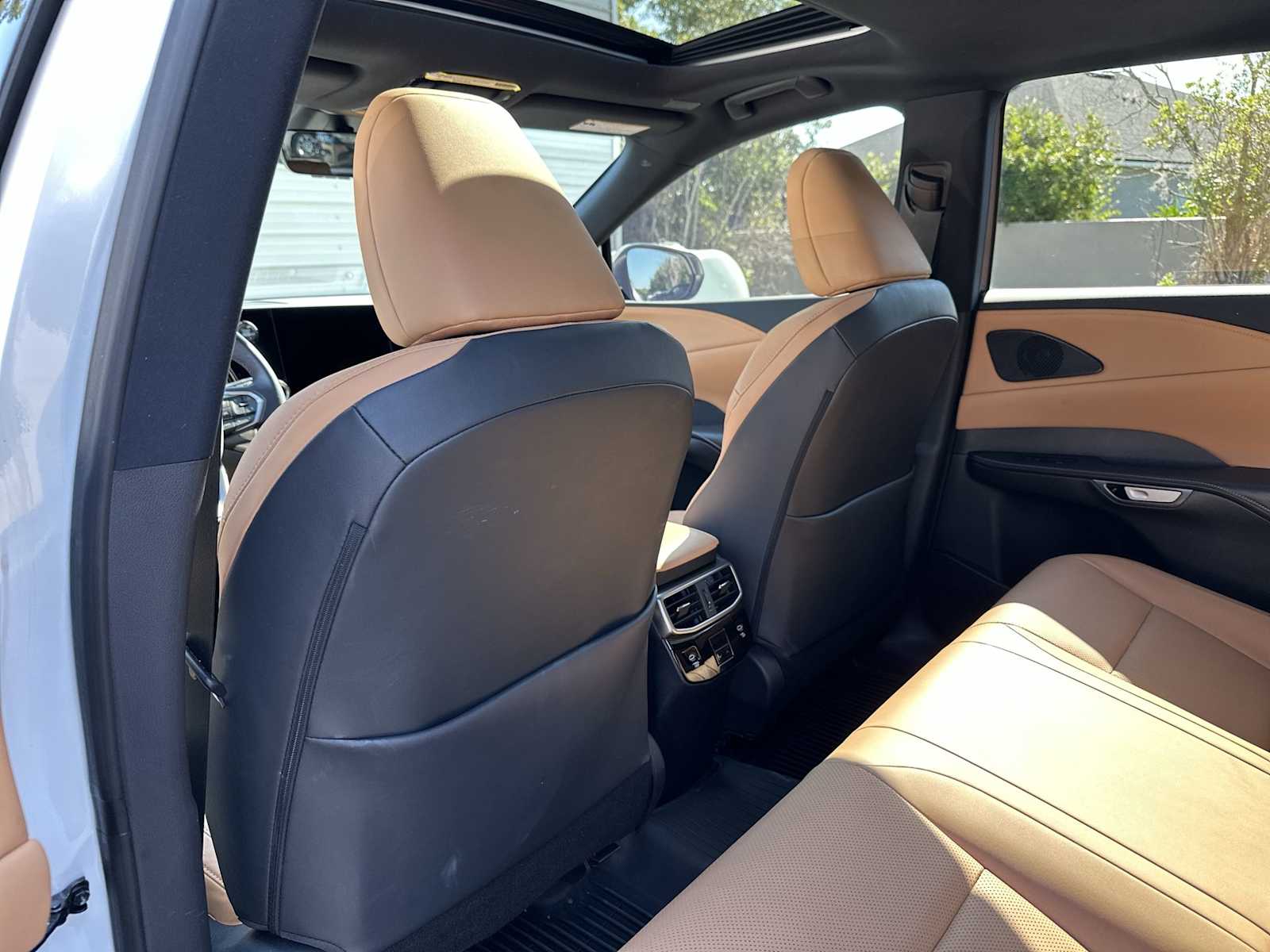 Thumbnail: 2023 Lexus RX - 16