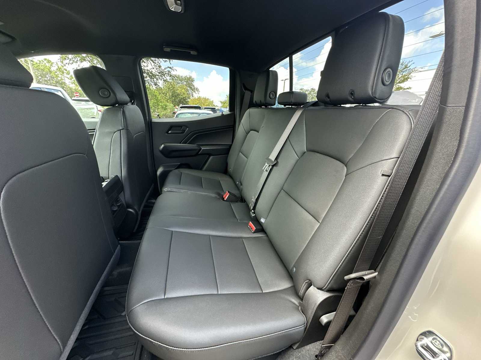 Thumbnail: 2026 Chevrolet Colorado - 17