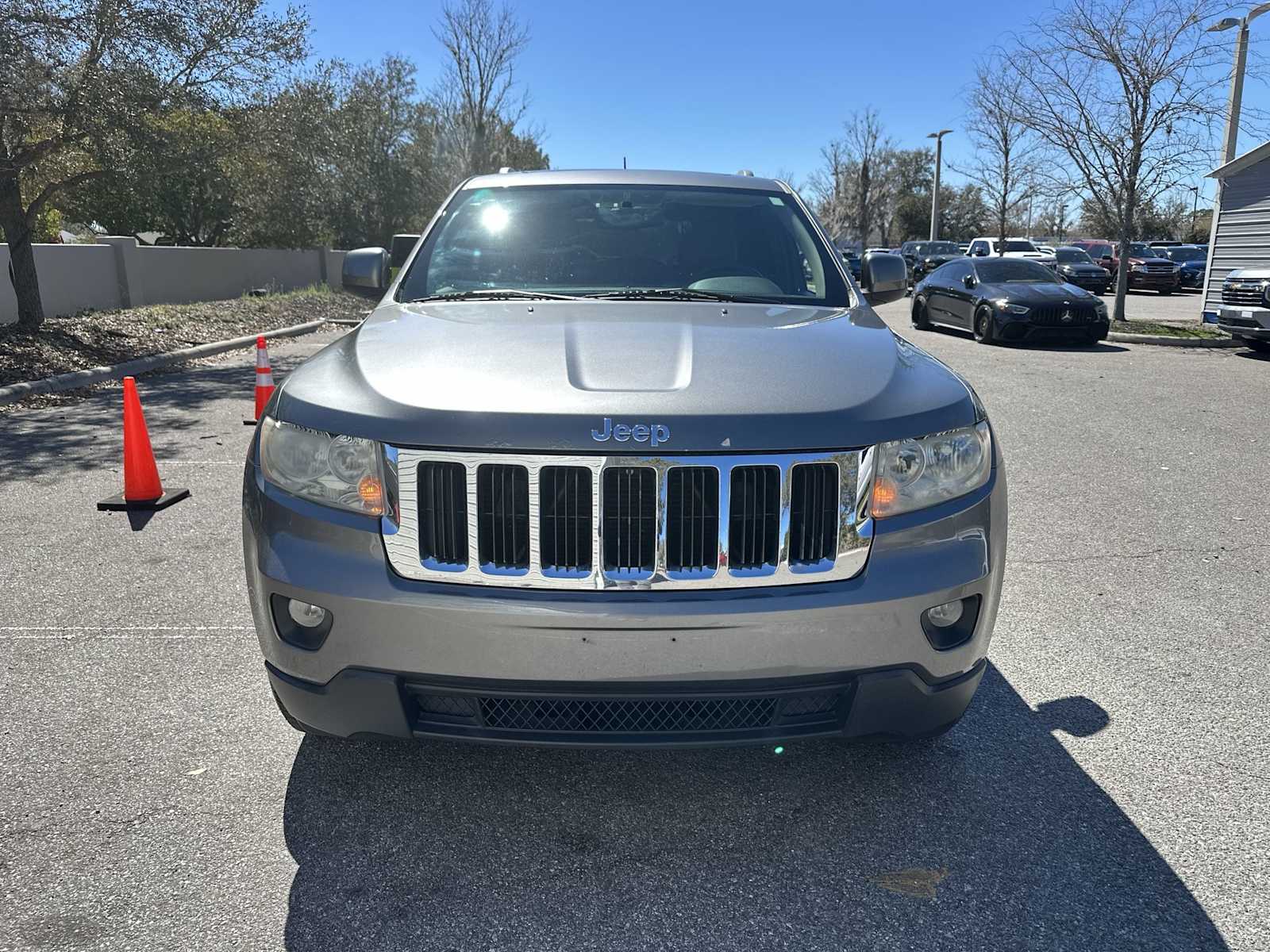 Thumbnail: 2011 Jeep Grand Cherokee - 9