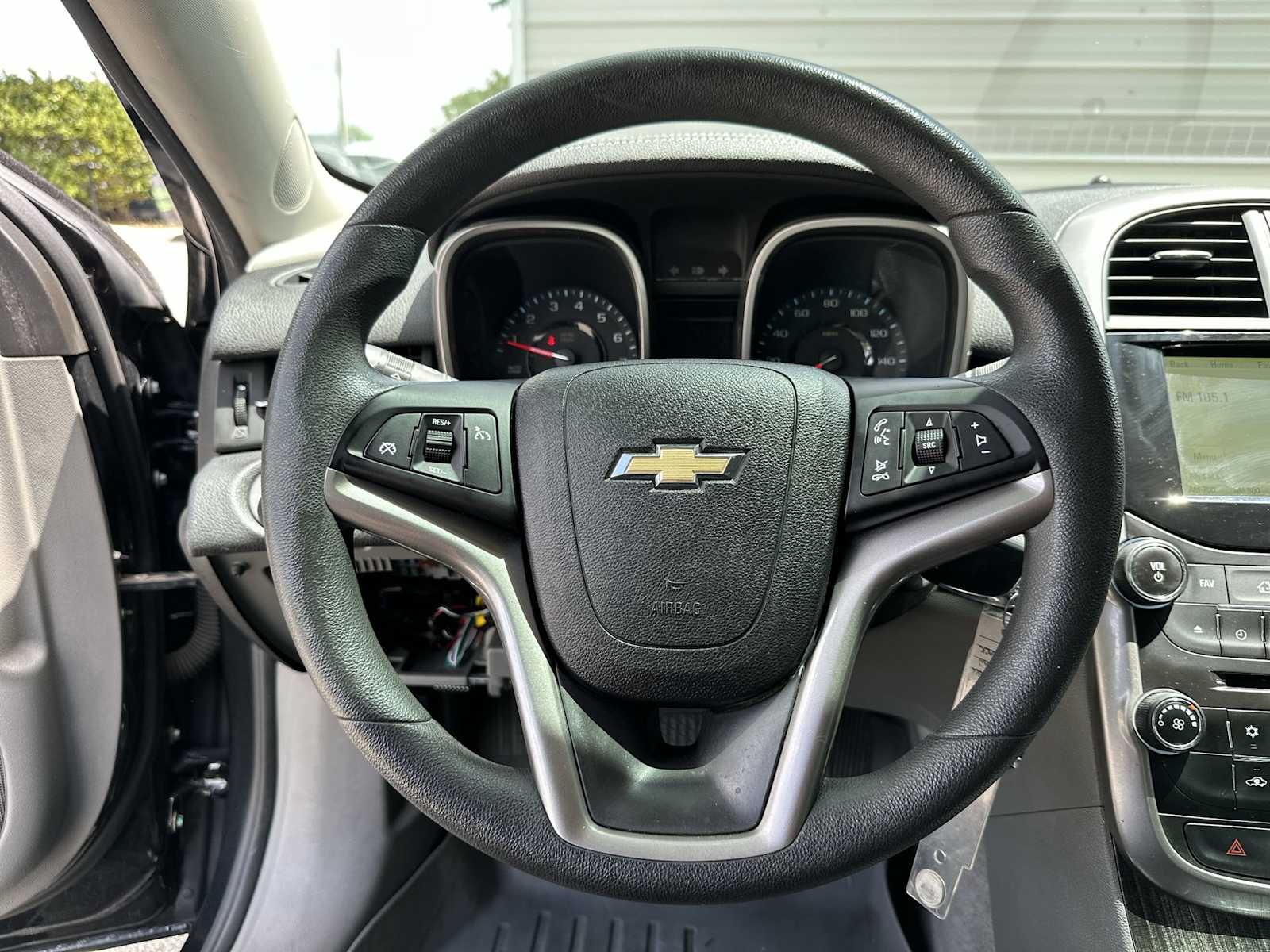 Thumbnail: 2014 Chevrolet Malibu - 20