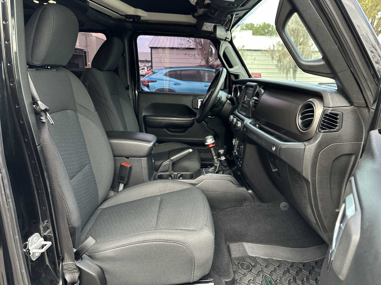 Thumbnail: 2020 Jeep Wrangler - 19