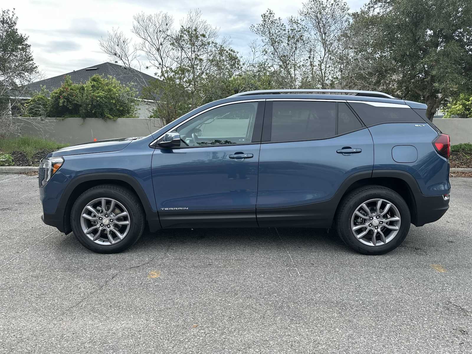 Thumbnail: 2024 GMC Terrain - 3