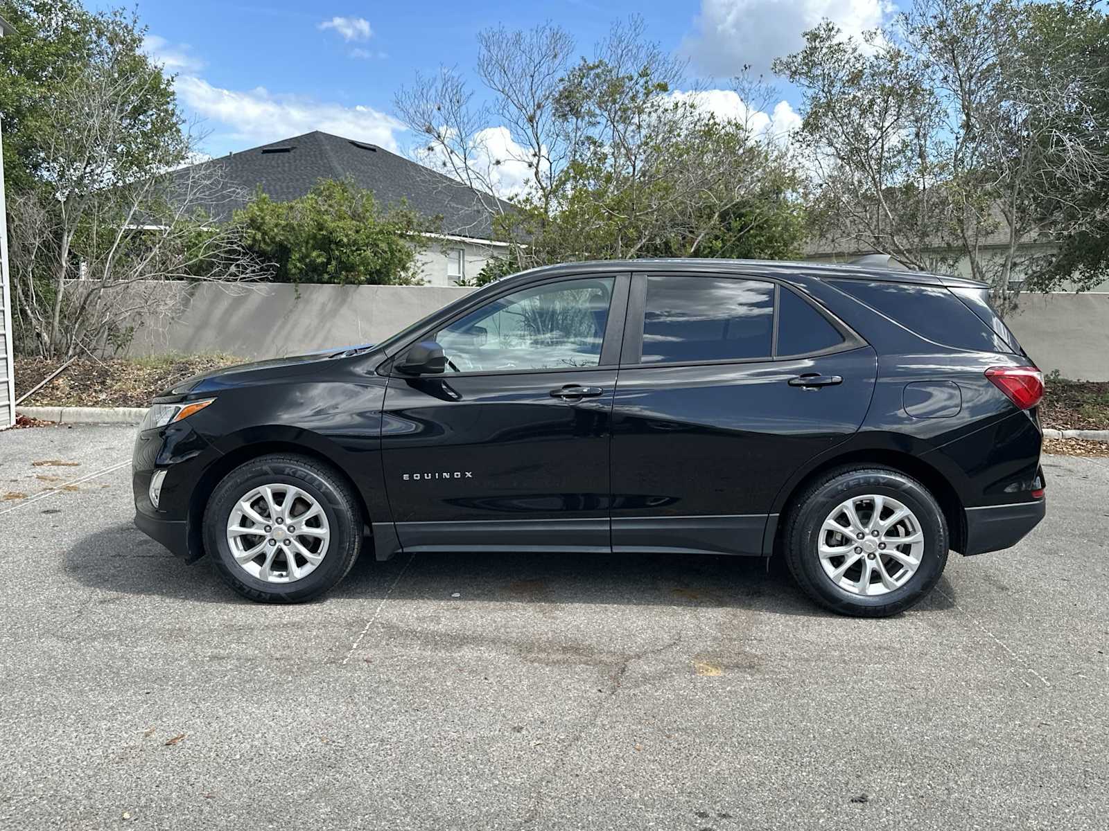 Thumbnail: 2020 Chevrolet Equinox - 3