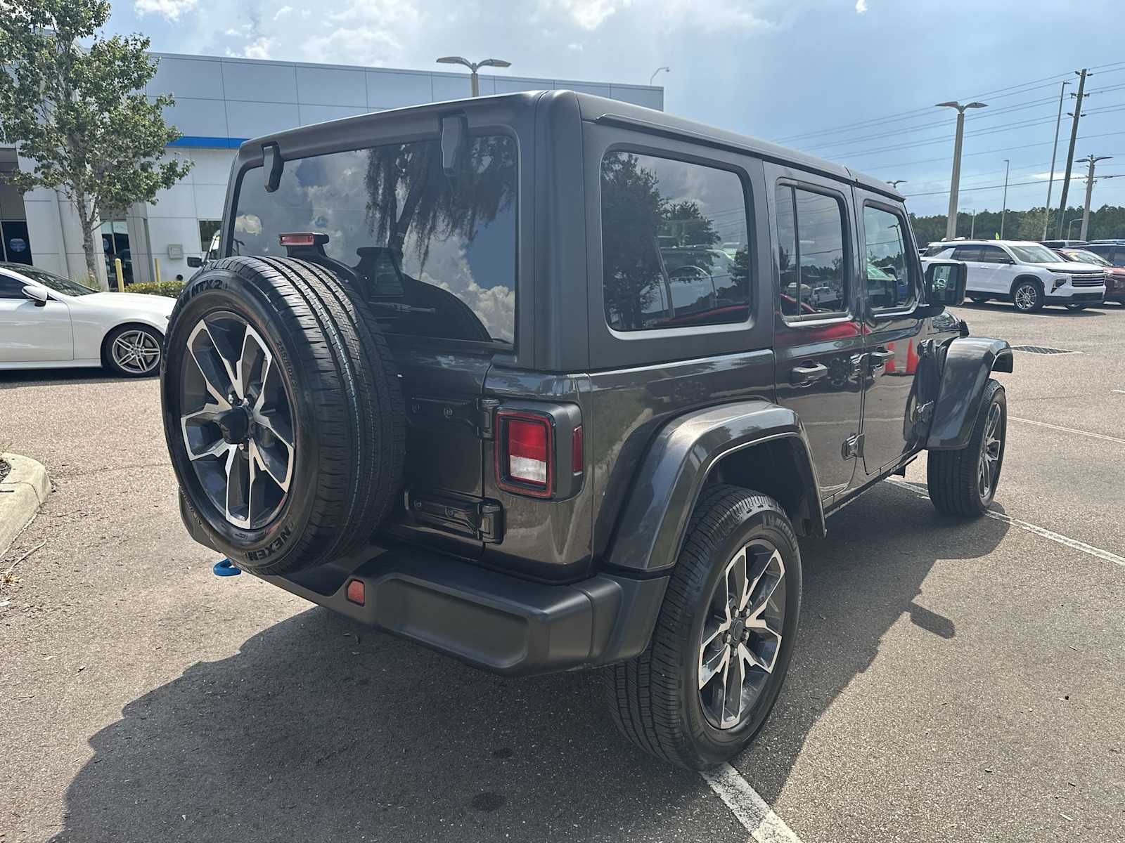 Thumbnail: 2024 Jeep Wrangler - 6