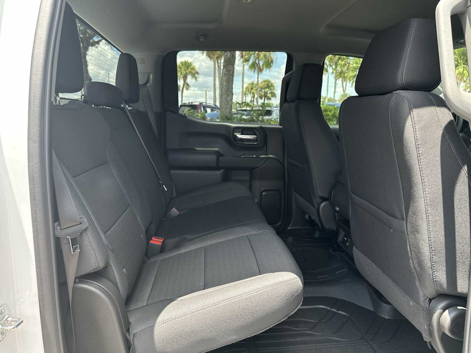 Thumbnail: 2025 Chevrolet Silverado 1500 - 18