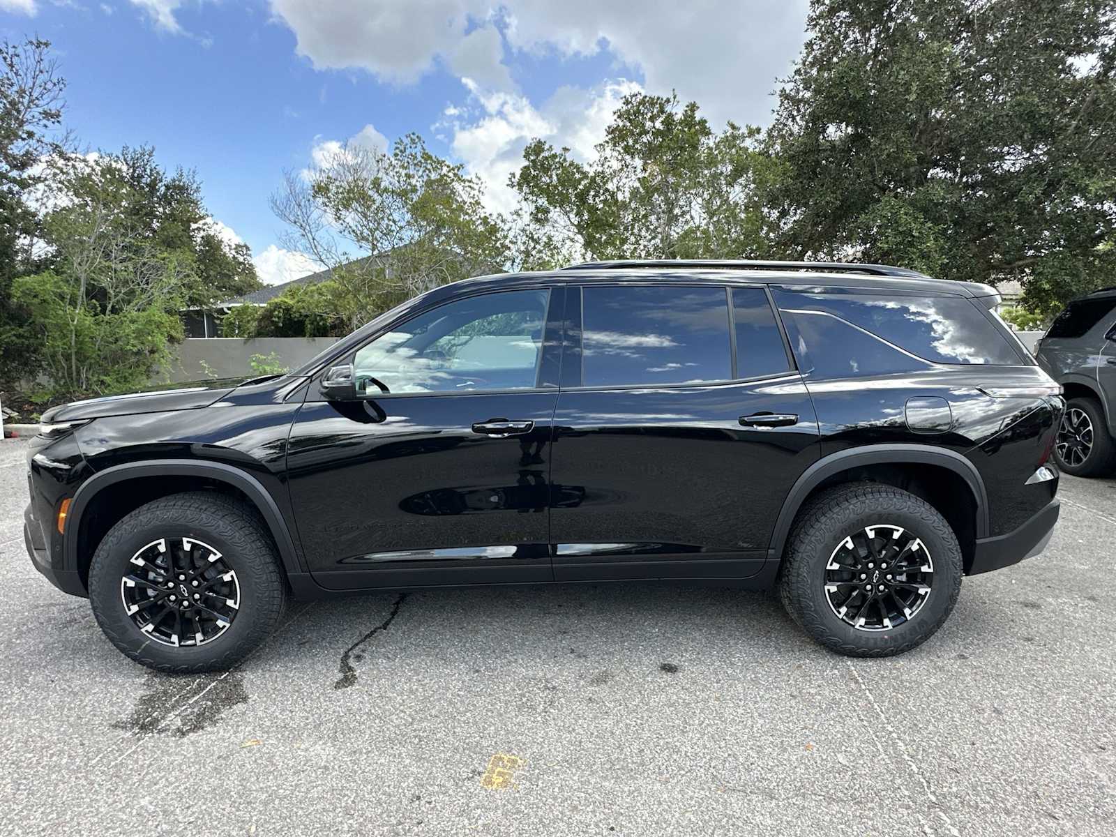 Thumbnail: 2026 Chevrolet Traverse - 3