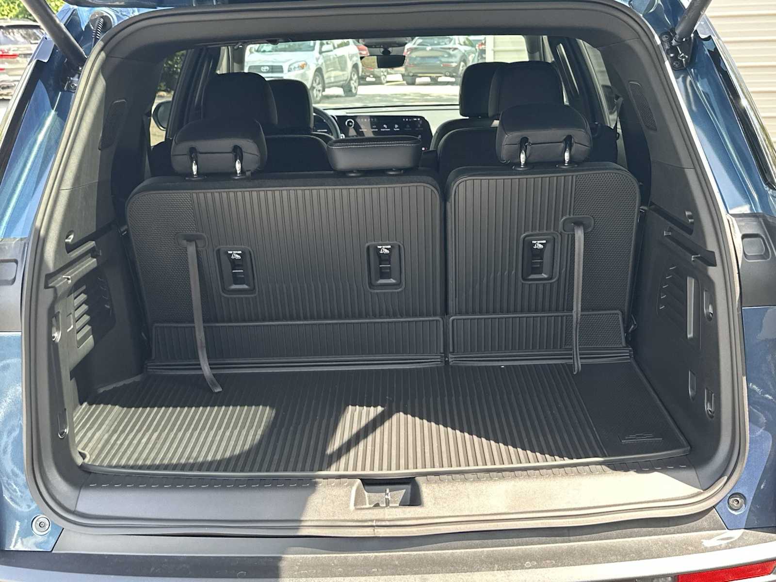 Thumbnail: 2026 Chevrolet Traverse - 10