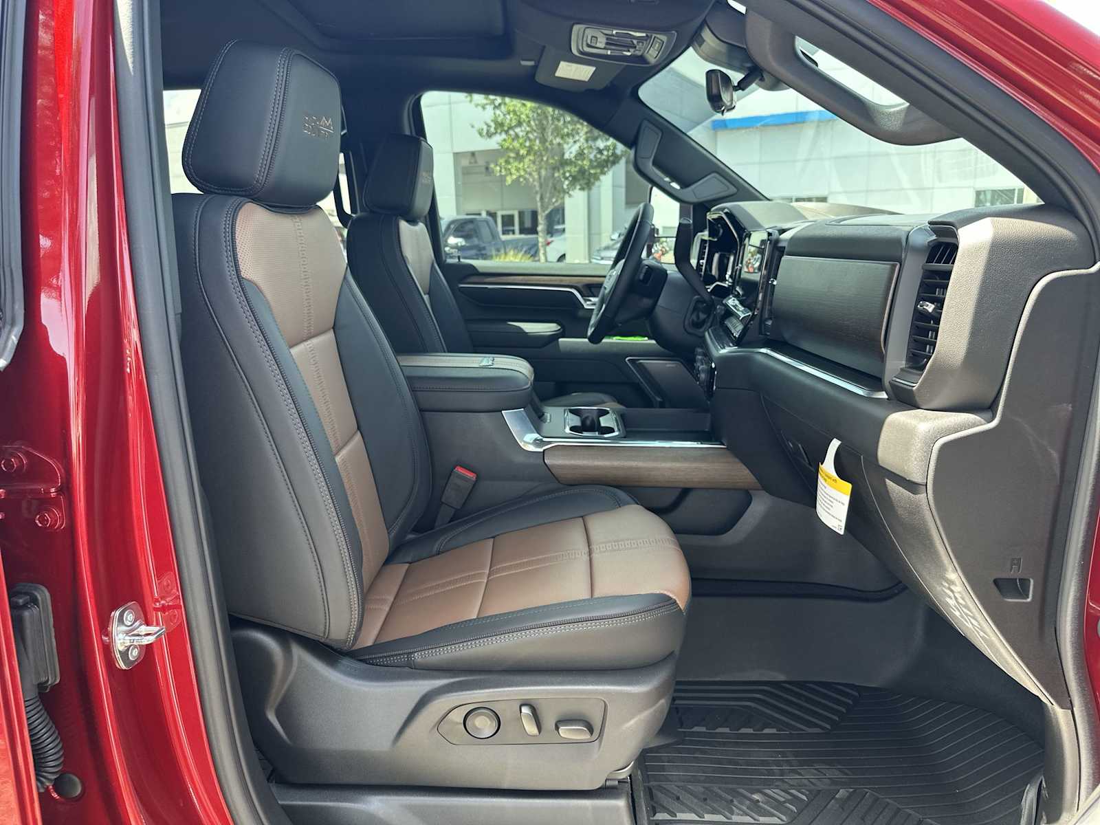 Thumbnail: 2025 Chevrolet Silverado 2500 - 19
