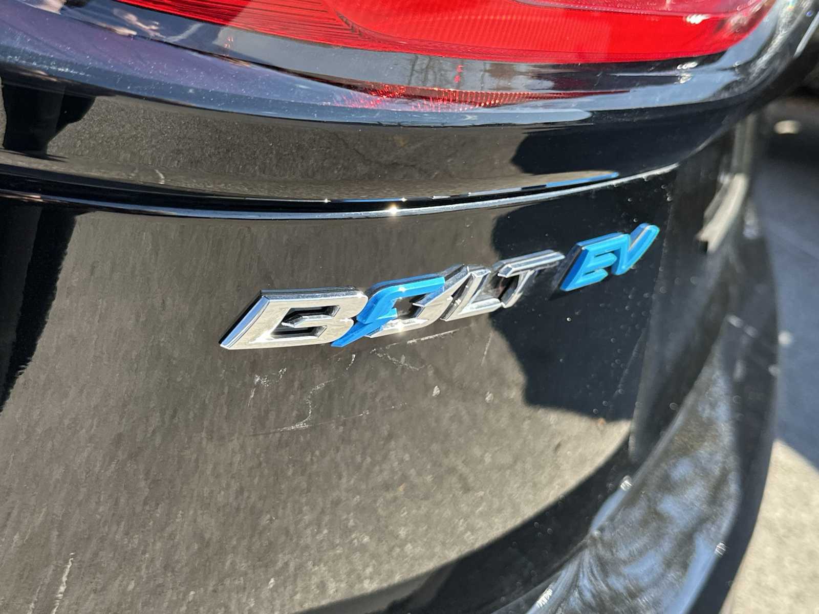 Thumbnail: 2023 Chevrolet Bolt EV - 11