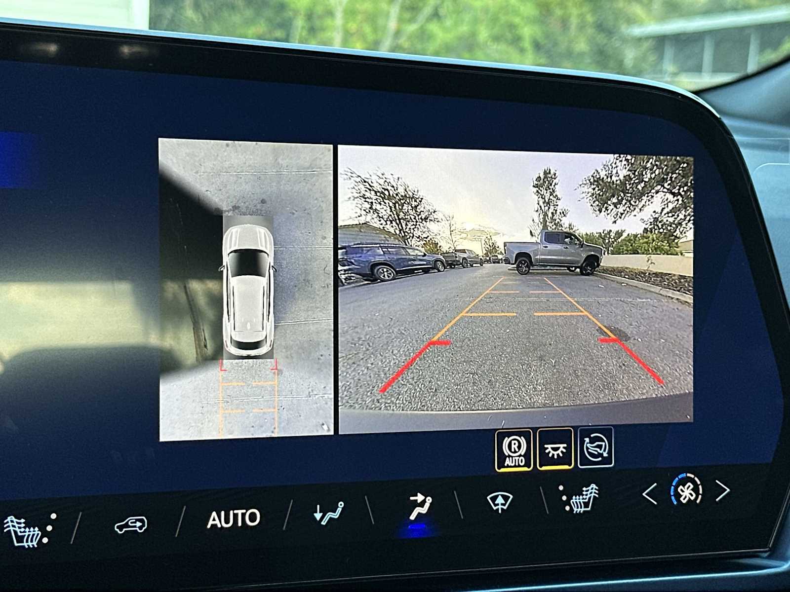 Thumbnail: 2026 Chevrolet Equinox - 22