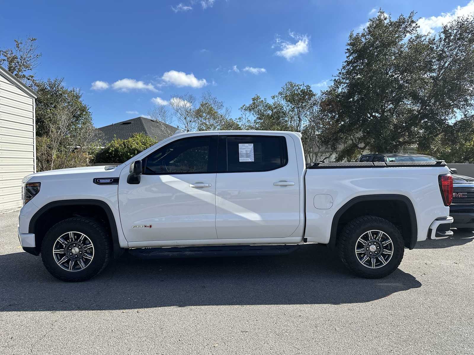 Thumbnail: 2024 GMC Sierra 1500 - 3