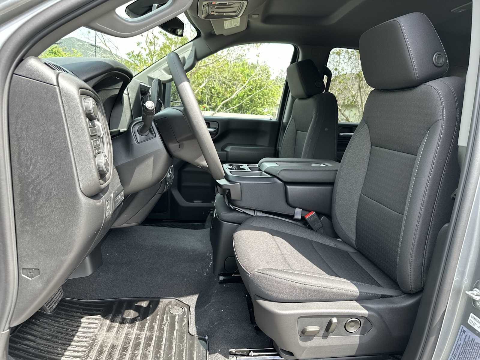 Thumbnail: 2026 Chevrolet Silverado 2500 - 23