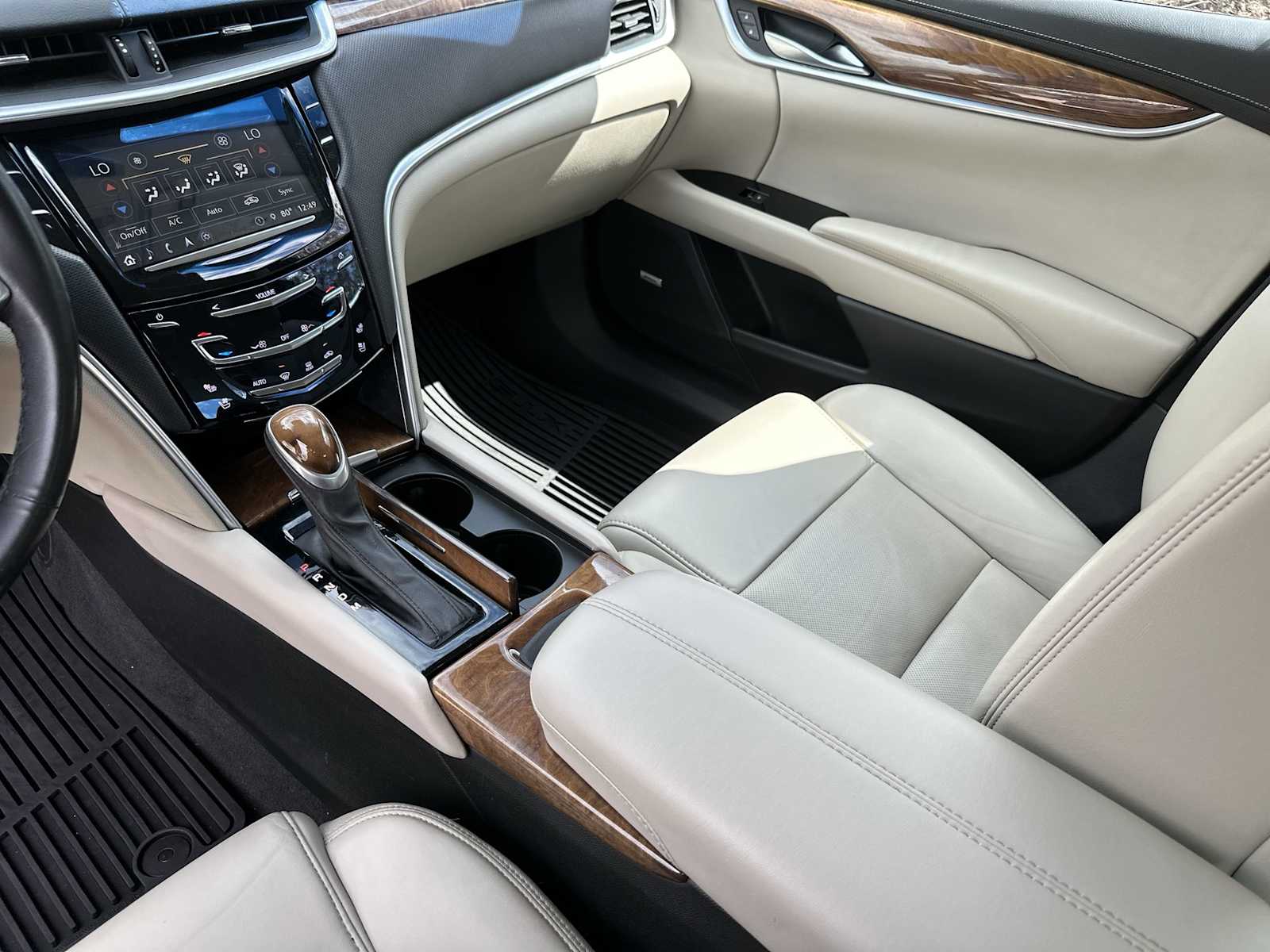 Thumbnail: 2019 Cadillac XTS - 21