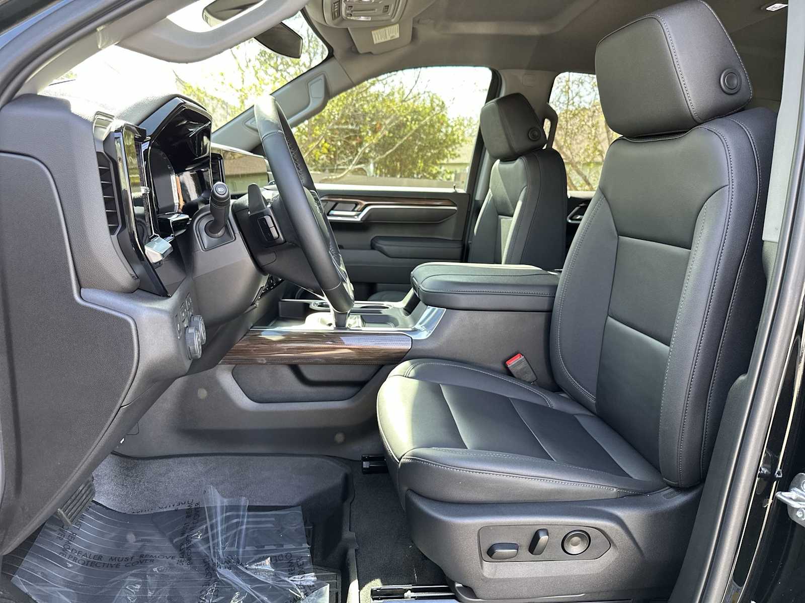 Thumbnail: 2026 Chevrolet Silverado 1500 - 15