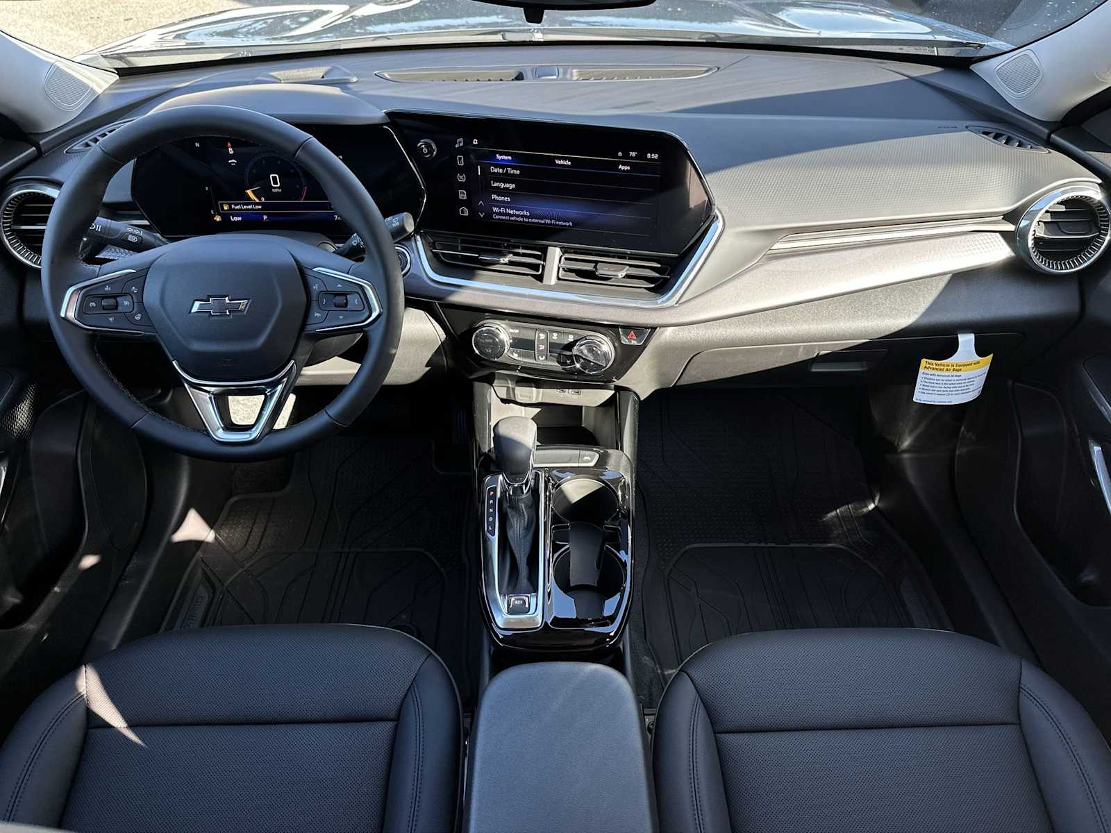 Thumbnail: 2026 Chevrolet Trax - 14