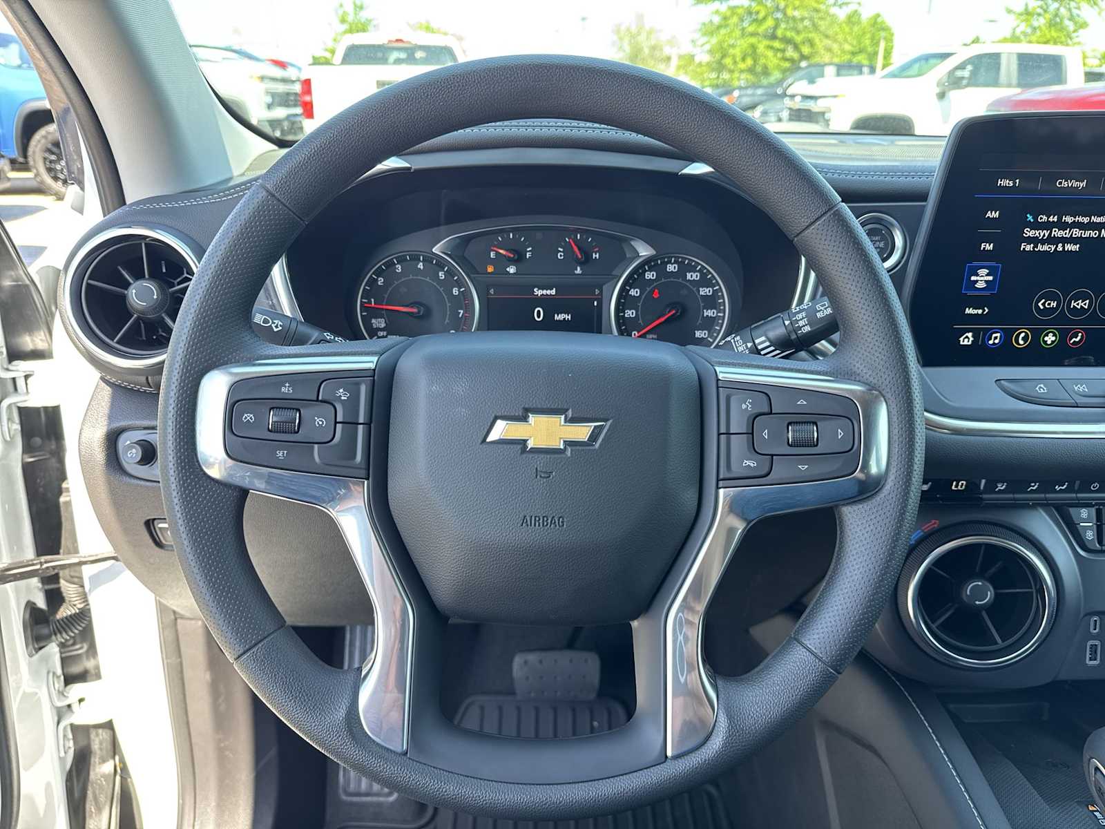 Thumbnail: 2025 Chevrolet Blazer - 26