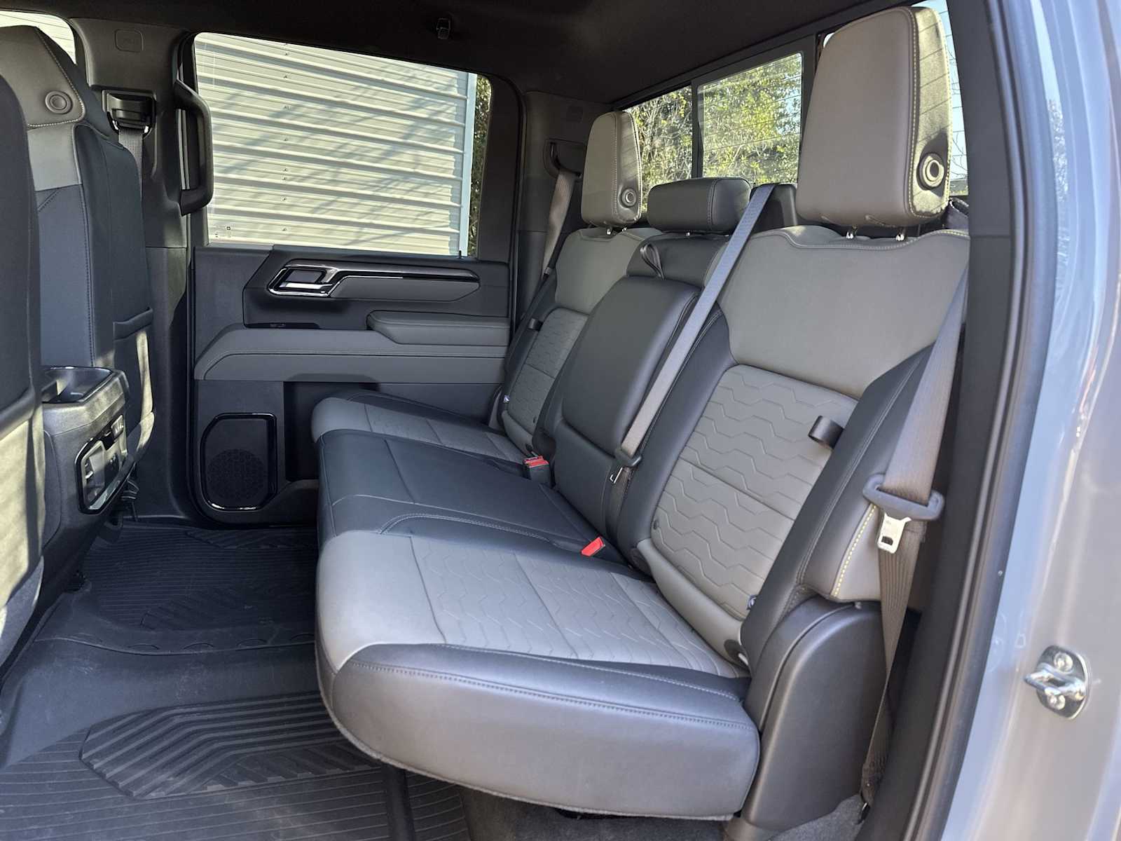 Thumbnail: 2025 Chevrolet Silverado 2500 - 17