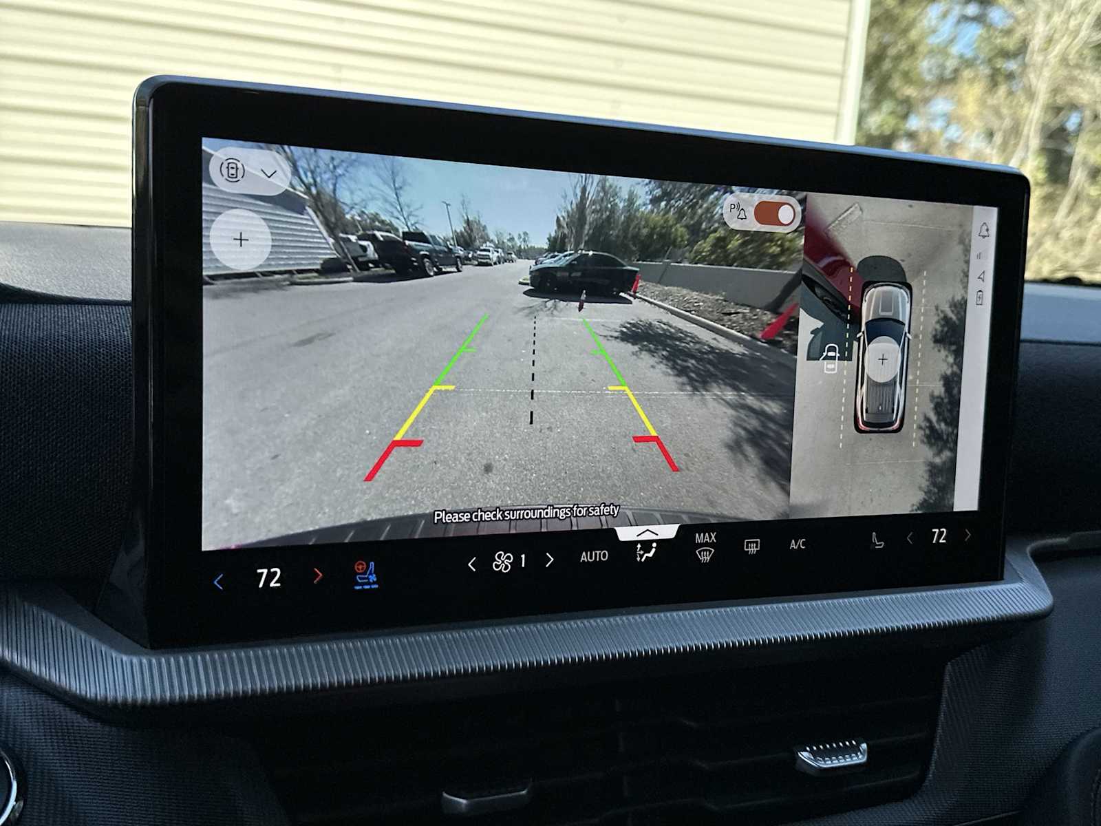 Thumbnail: 2025 Ford Explorer - 22