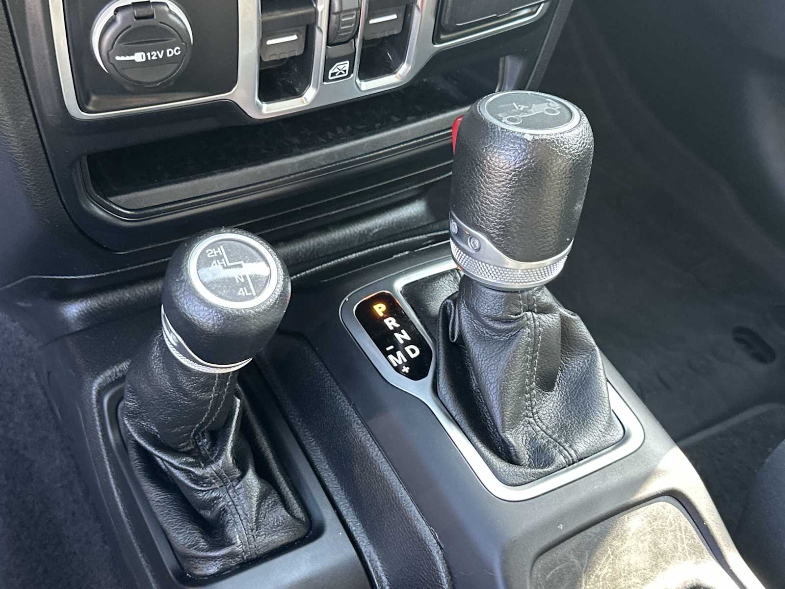 Thumbnail: 2019 Jeep Wrangler - 23