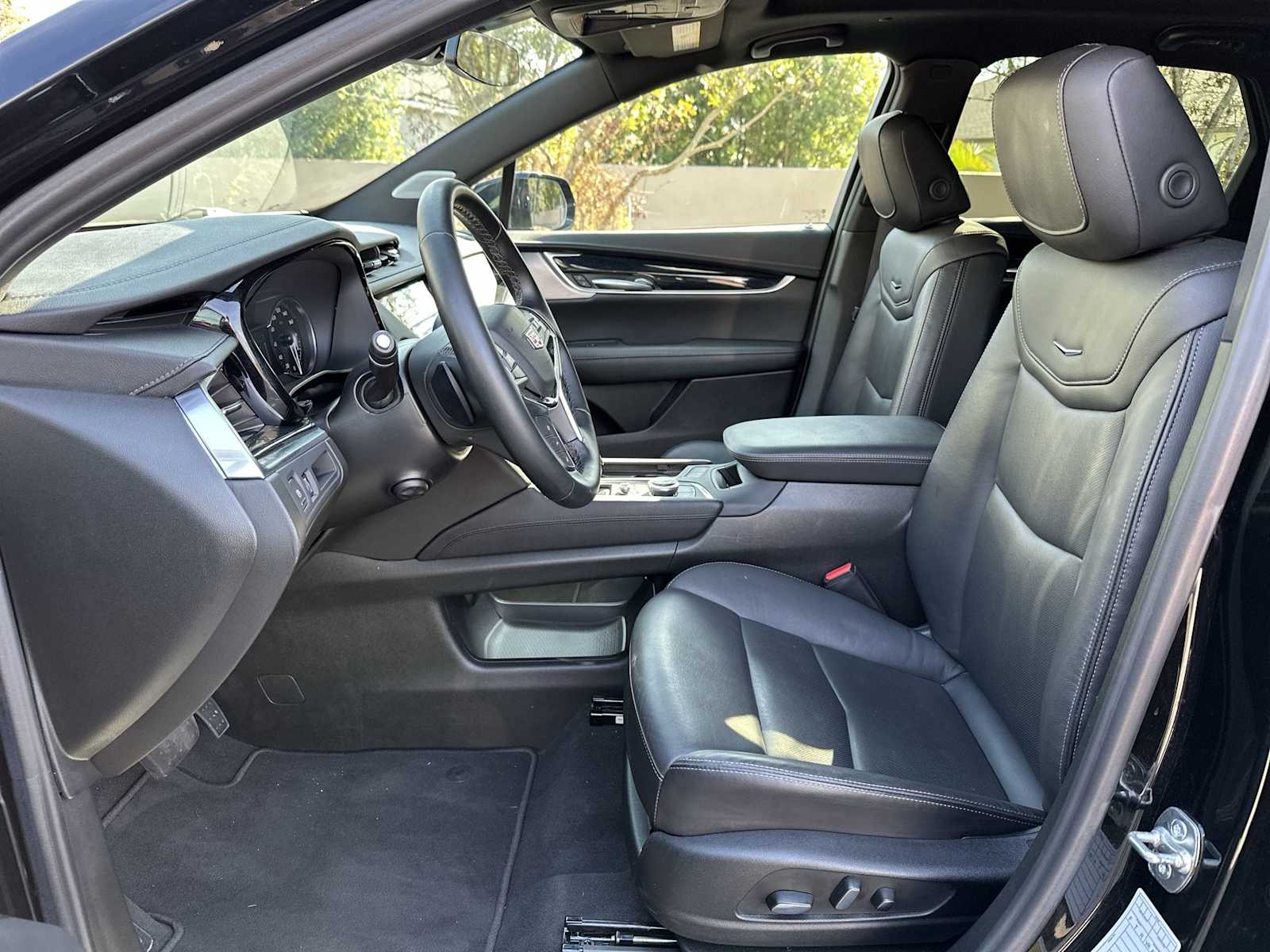 Thumbnail: 2025 Cadillac XT5 - 15