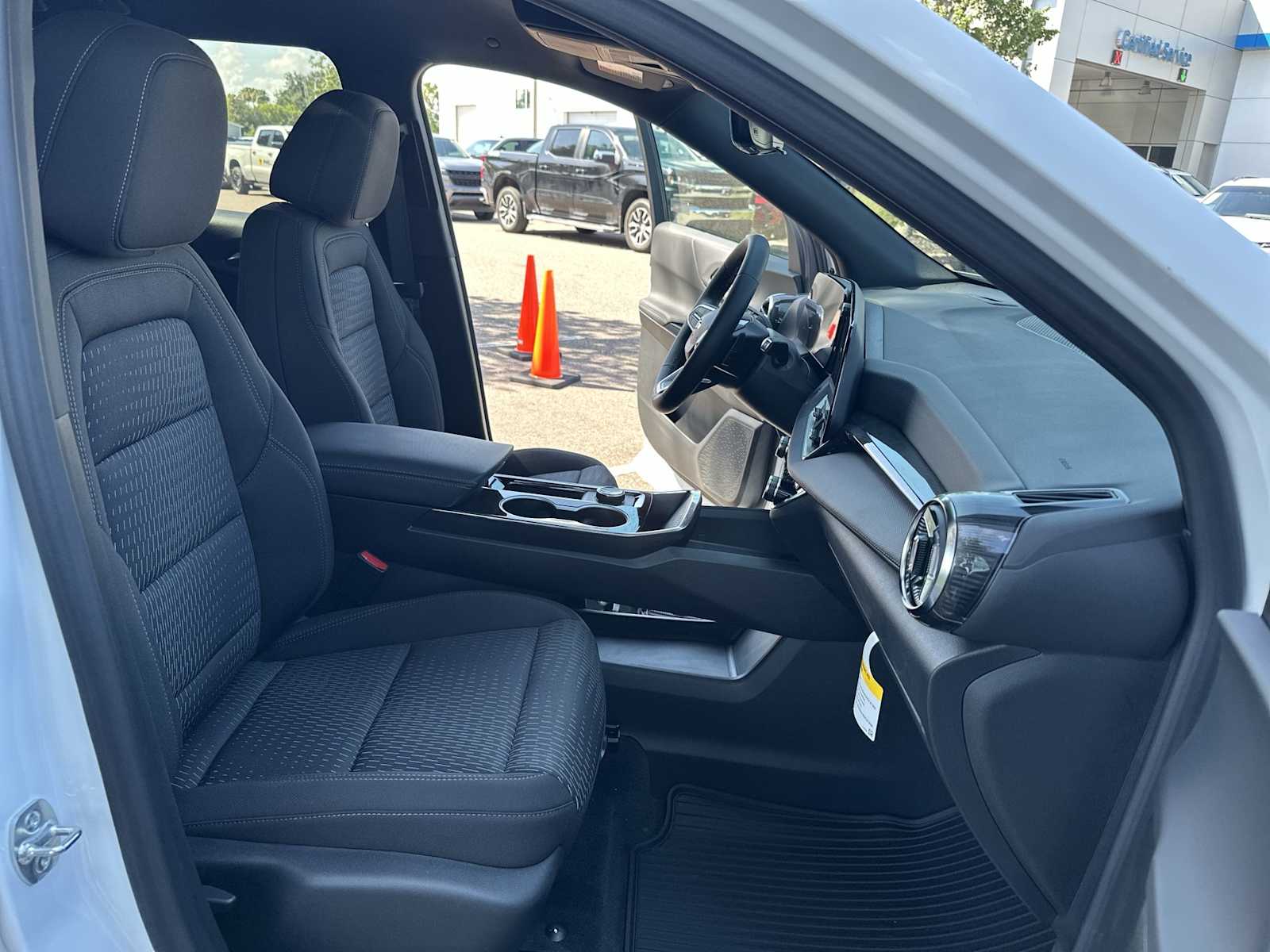 Thumbnail: 2026 Chevrolet Equinox - 17