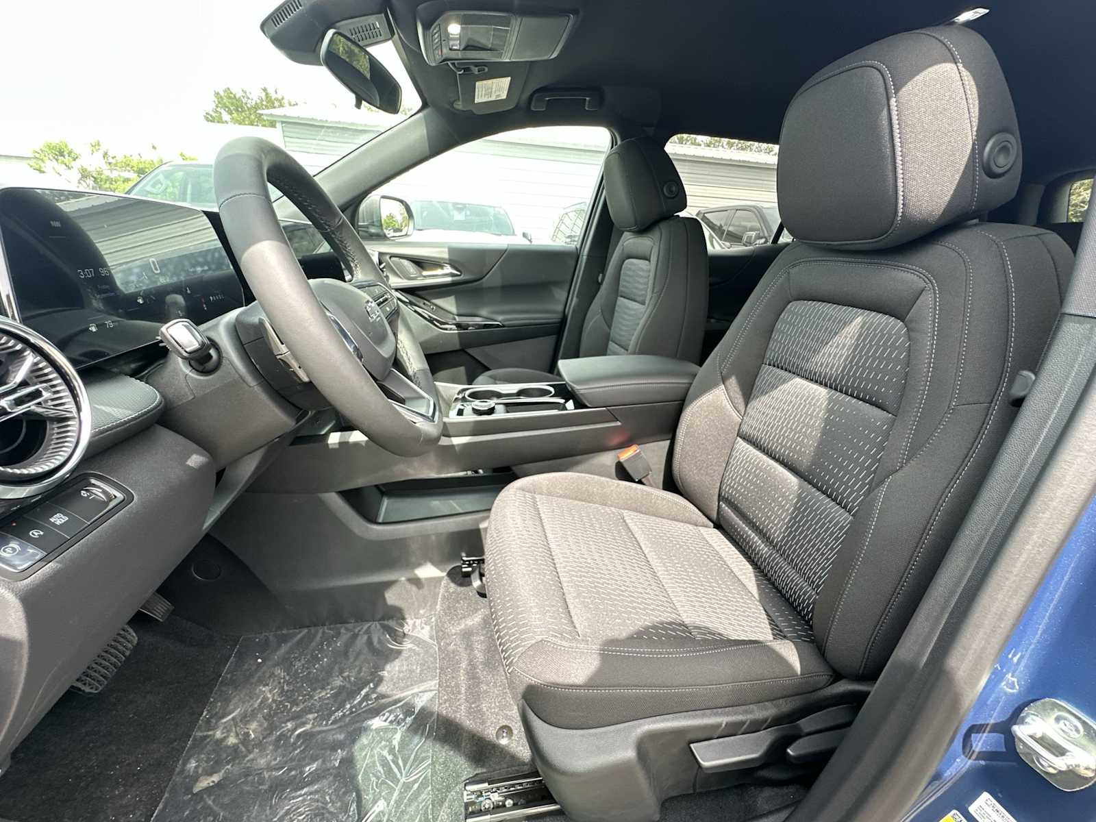 Thumbnail: 2026 Chevrolet Equinox - 15