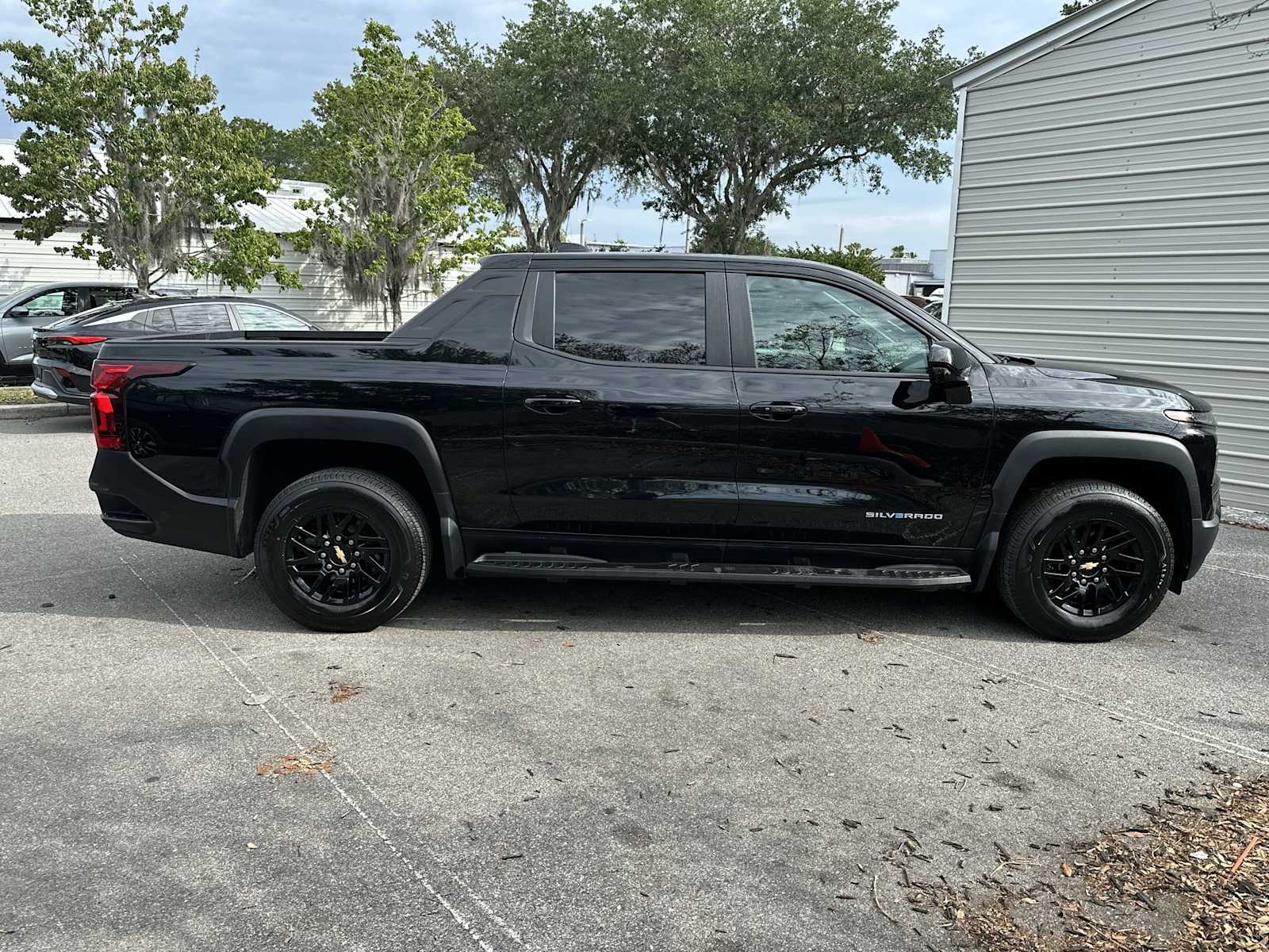 Thumbnail: 2024 Chevrolet Silverado EV - 7