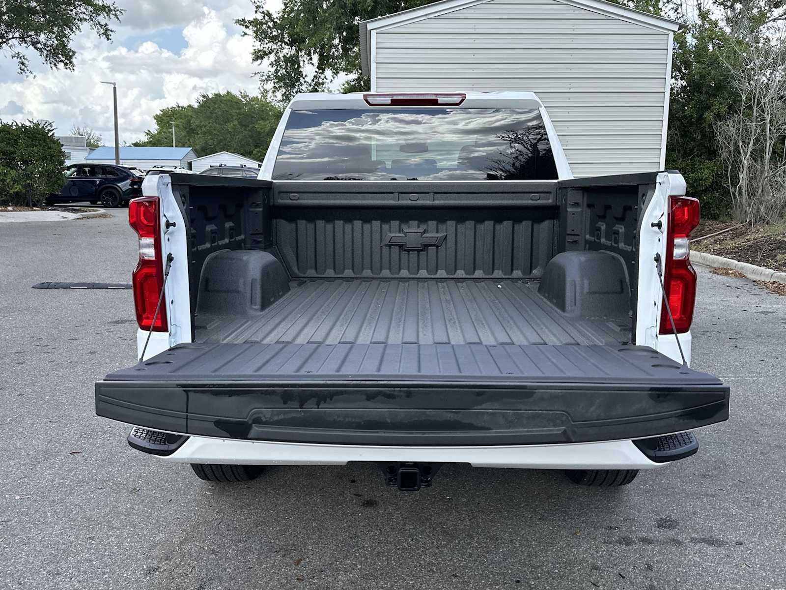 Thumbnail: 2026 Chevrolet Silverado 1500 - 25