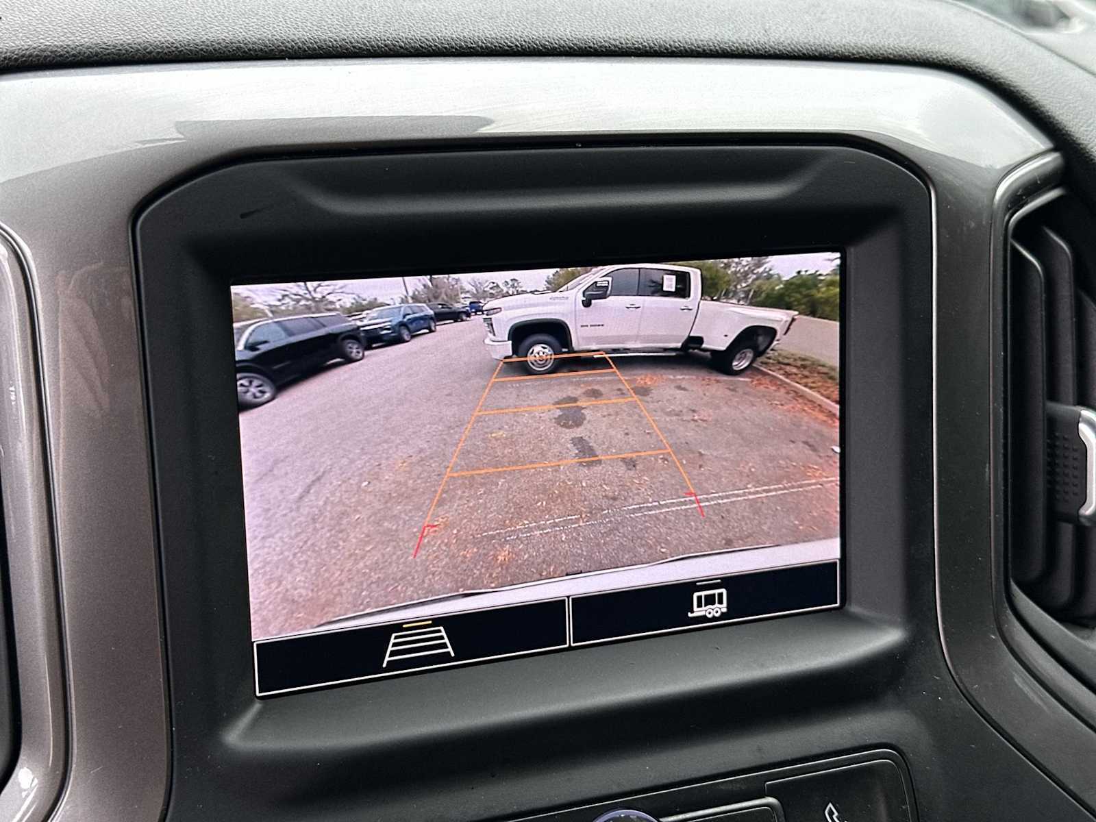 Thumbnail: 2022 Chevrolet Silverado 1500 - 22