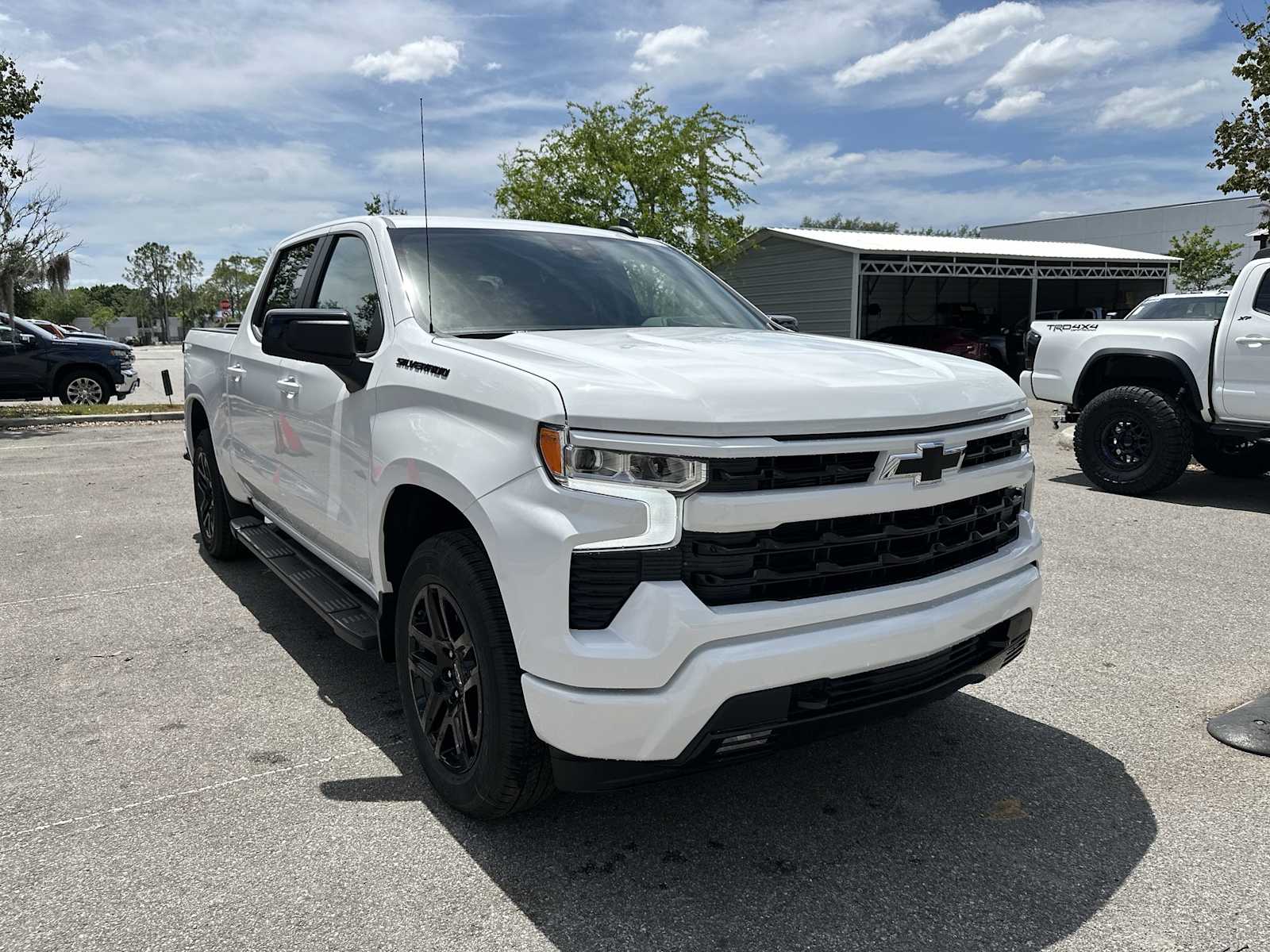 Thumbnail: 2026 Chevrolet Silverado 1500 - 8