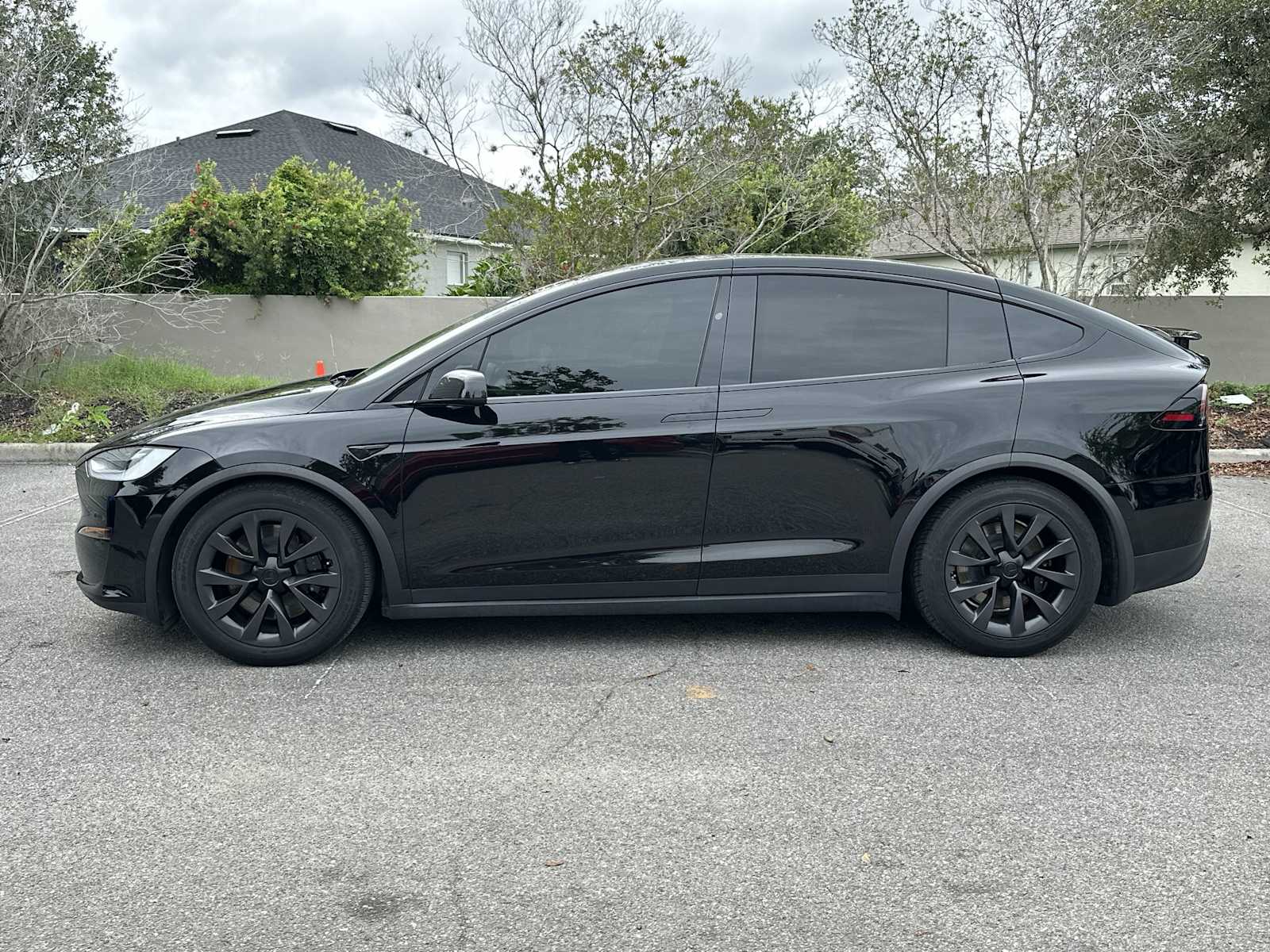 Thumbnail: 2023 Tesla Model X - 3