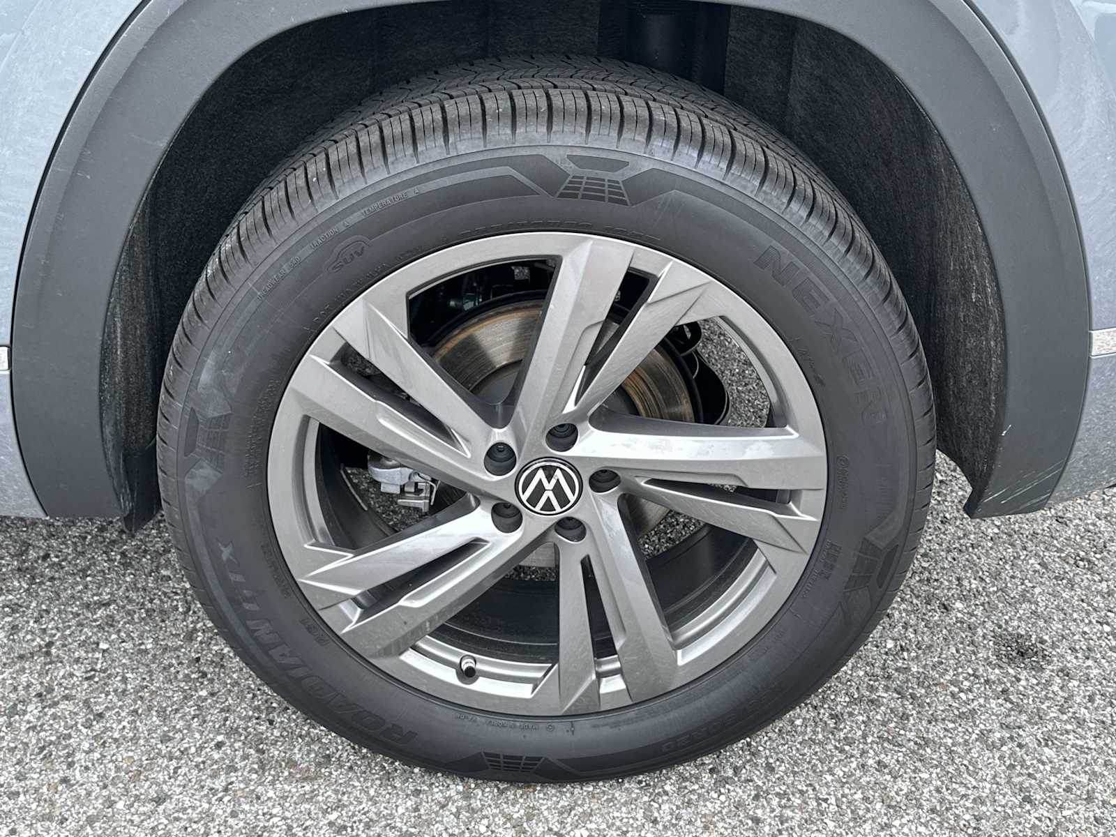 Thumbnail: 2024 Volkswagen Atlas - 12