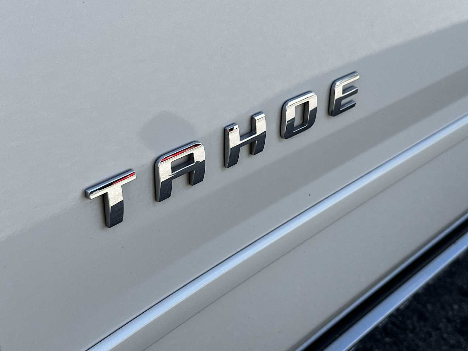 Thumbnail: 2016 Chevrolet Tahoe - 11