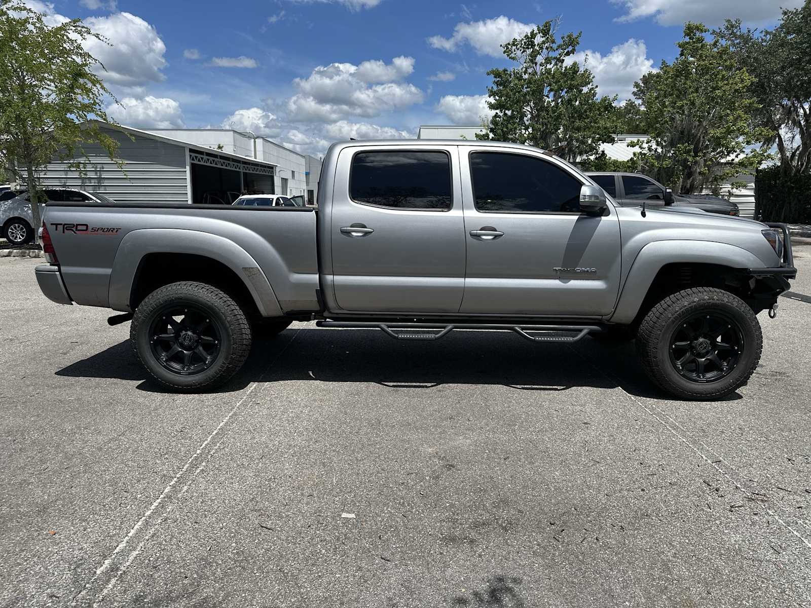 Thumbnail: 2015 Toyota Tacoma - 7