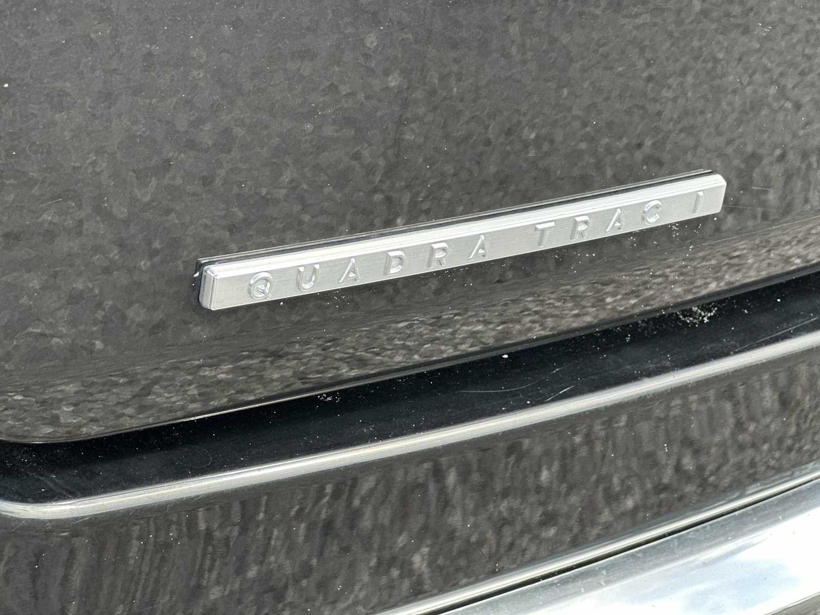 Thumbnail: 2023 Jeep Wagoneer - 11