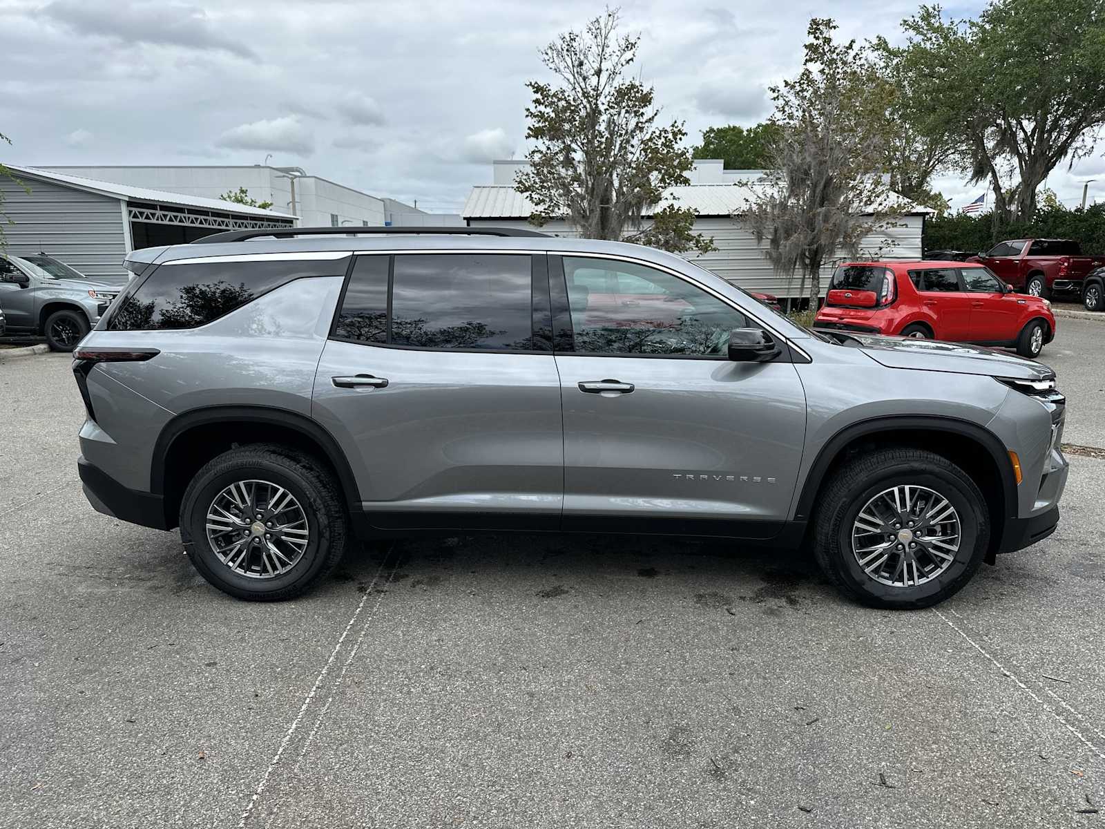 Thumbnail: 2026 Chevrolet Traverse - 8