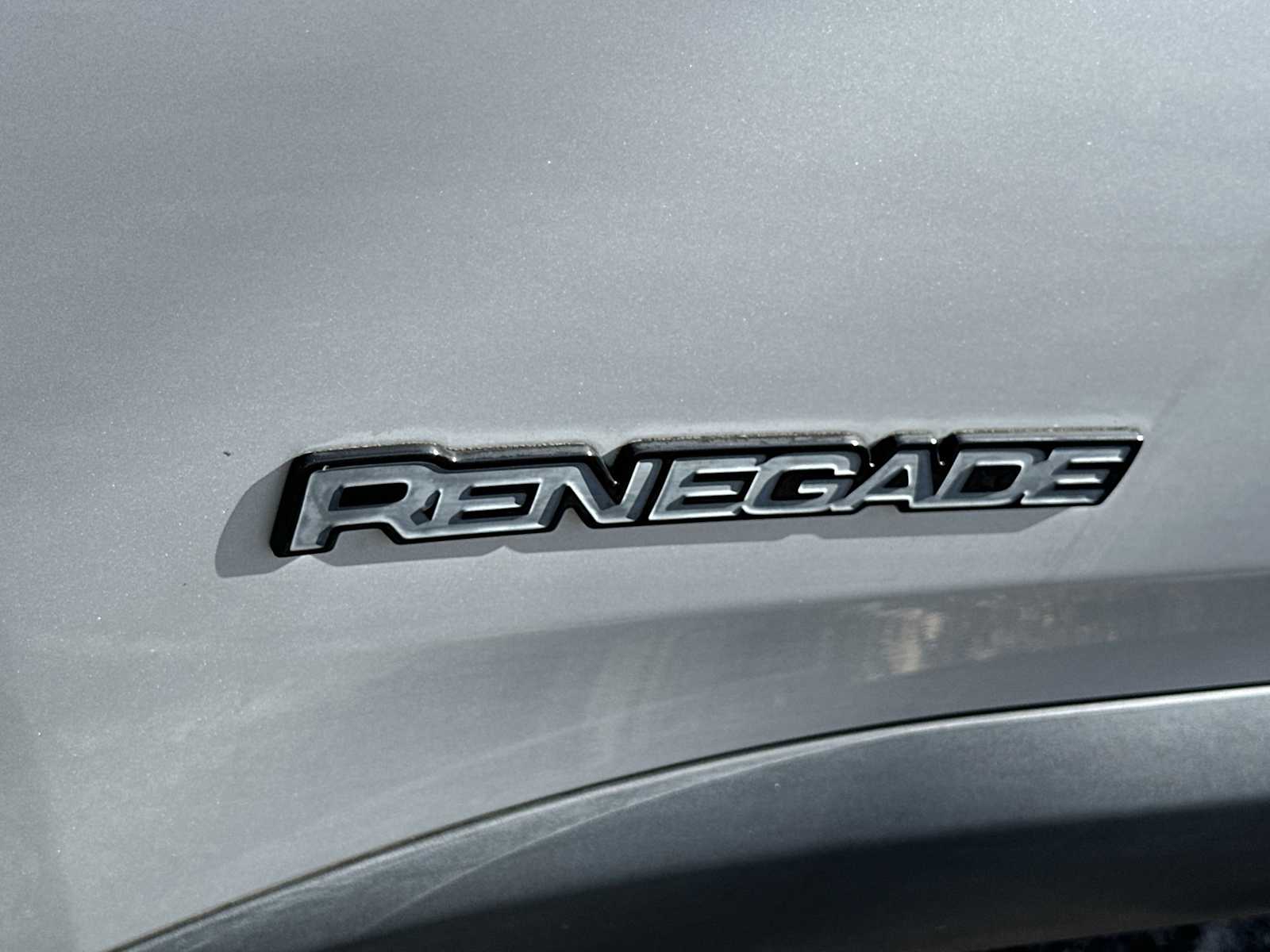 Thumbnail: 2018 Jeep Renegade - 11