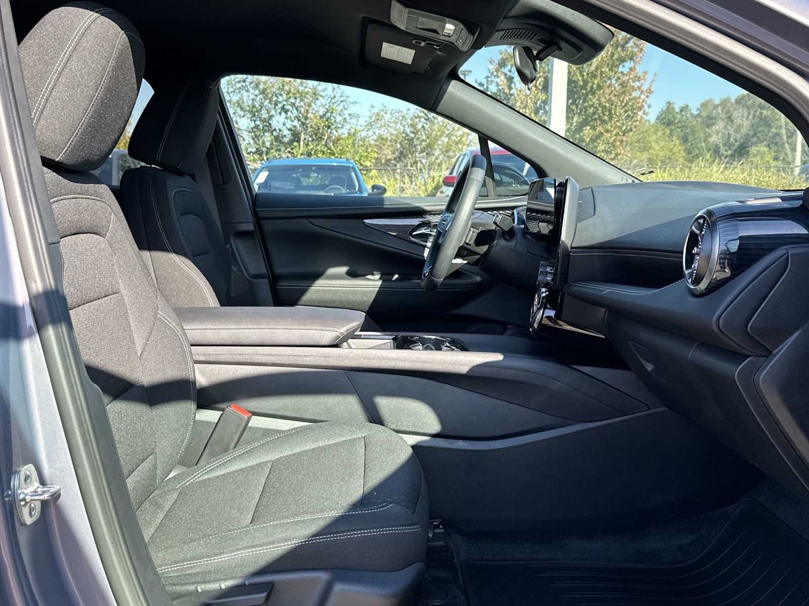 Thumbnail: 2025 Chevrolet Blazer EV - 33