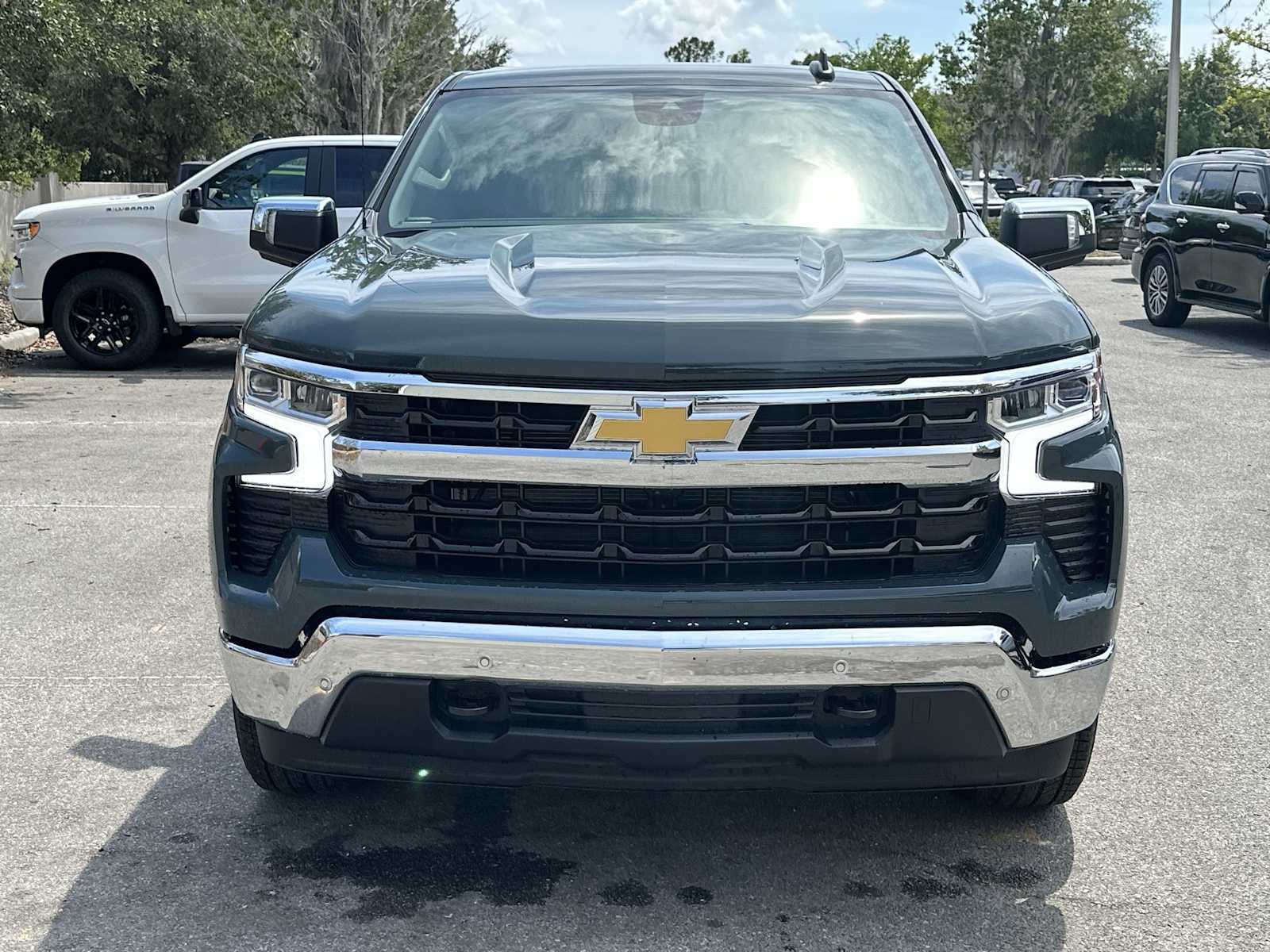 Thumbnail: 2026 Chevrolet Silverado 1500 - 9