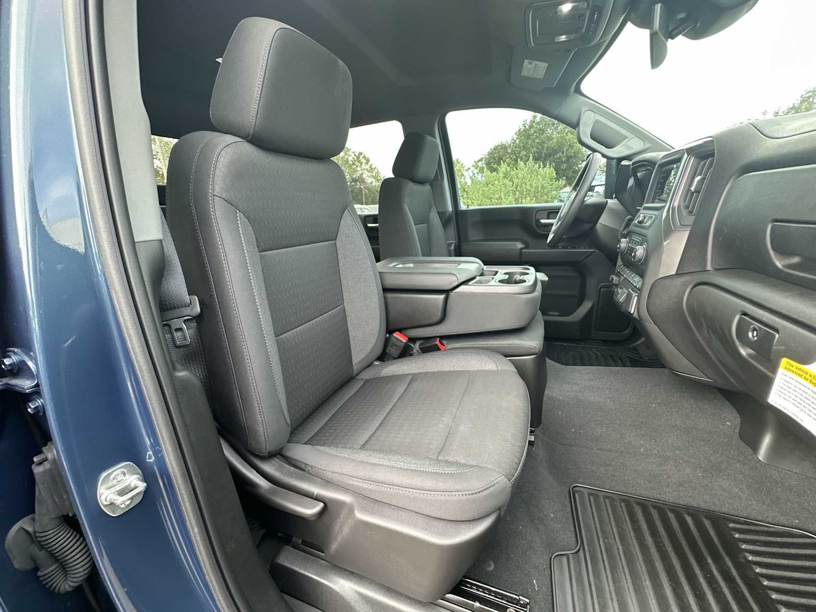 Thumbnail: 2025 Chevrolet Silverado 2500 - 19